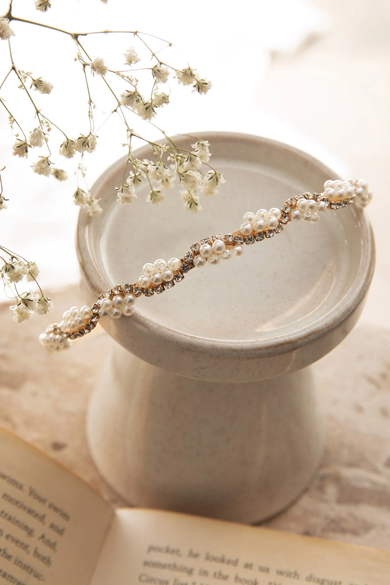 Adelina Pearl & Diamante Thin Headband White - Image 2