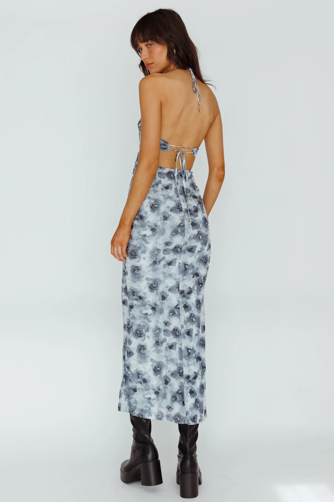 Alivia Tied Back Maxi Dress Floral Black - Image 2