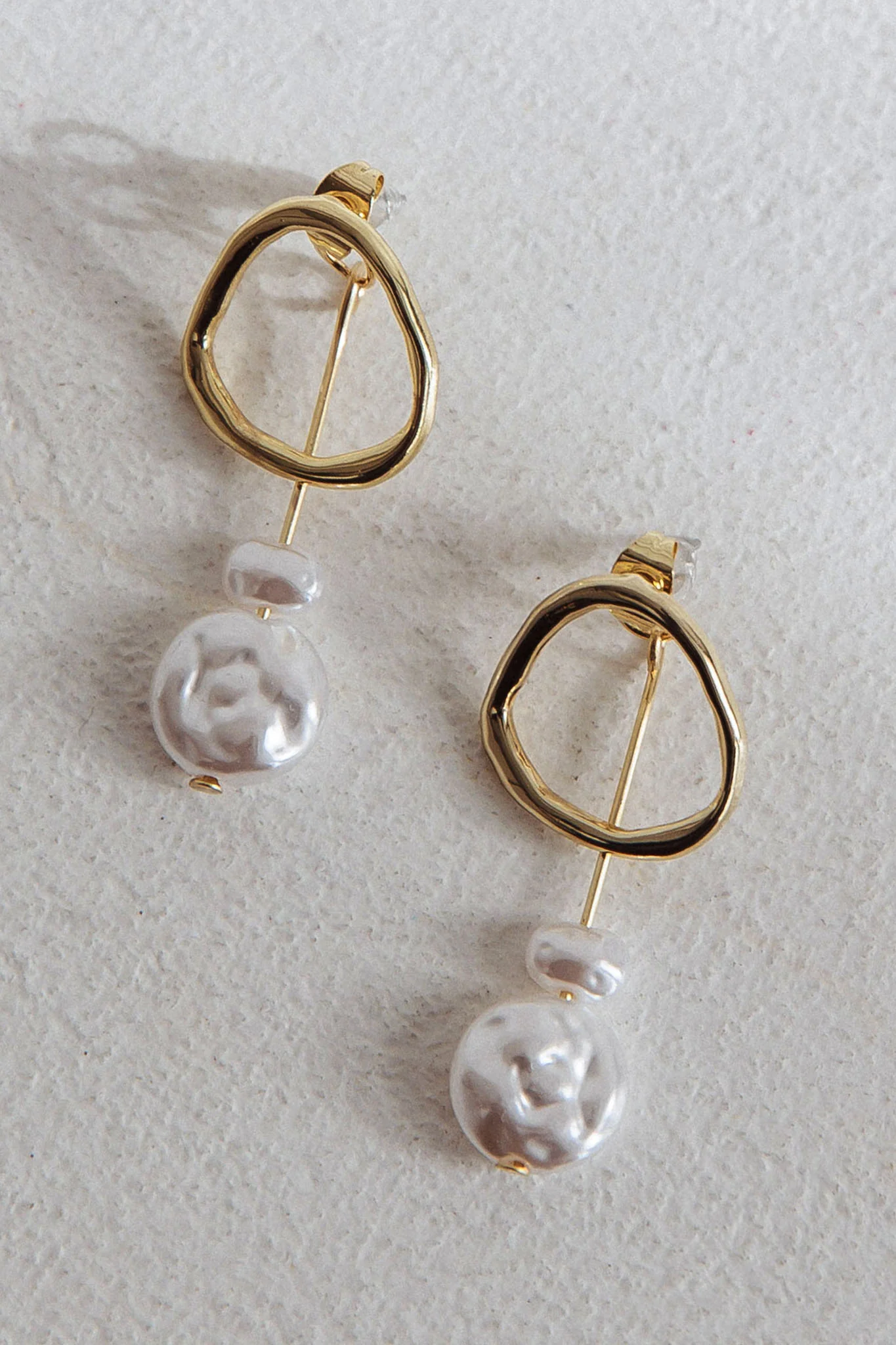 Amelie Pearl Drop Stud Earrings Gold - Image 3