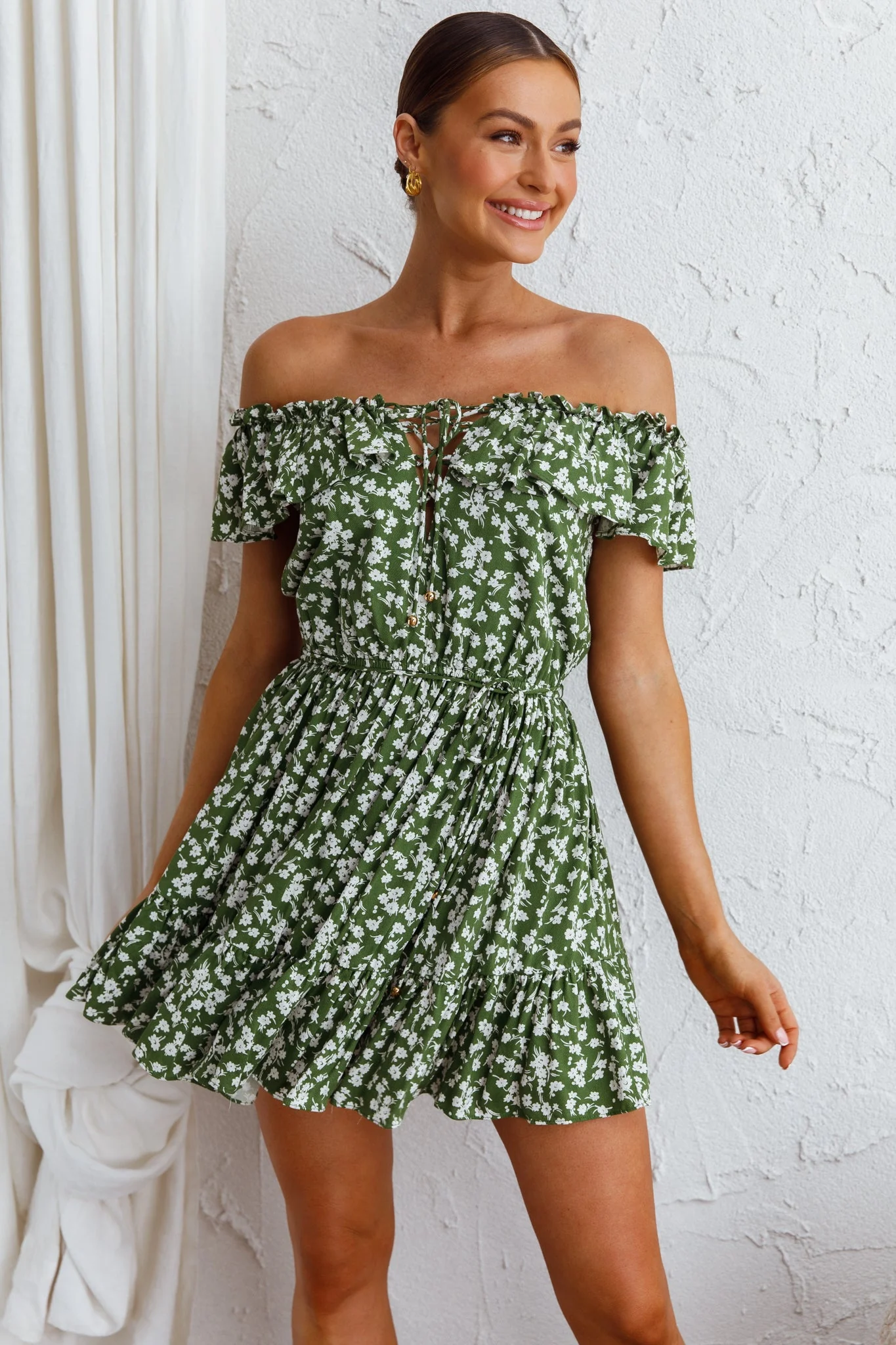 Andie Off-Shoulder Frill Dress Floral Green - Image 3