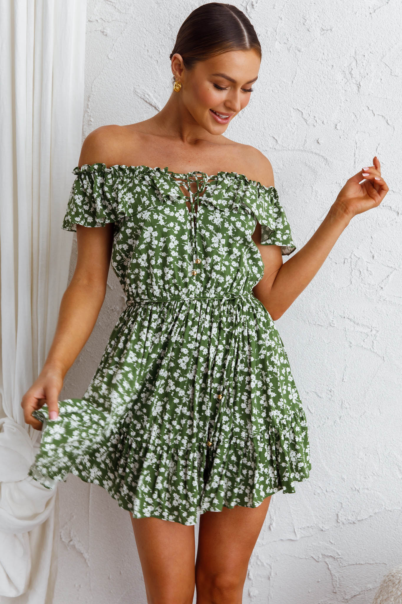 Andie Off-Shoulder Frill Dress Floral Green - Image 4