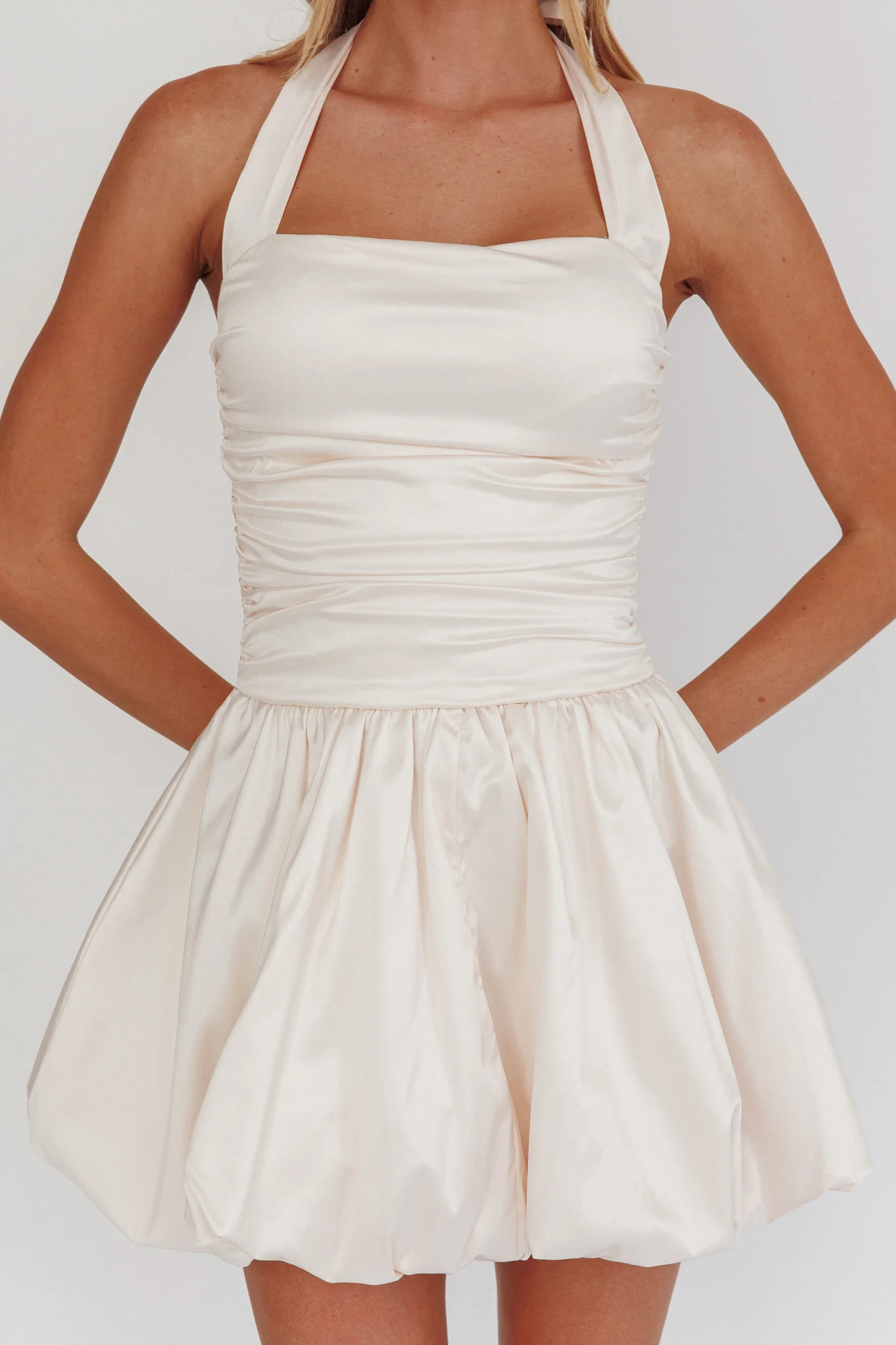 Angelico Halterneck Balloon Mini Dress Cream - Image 3