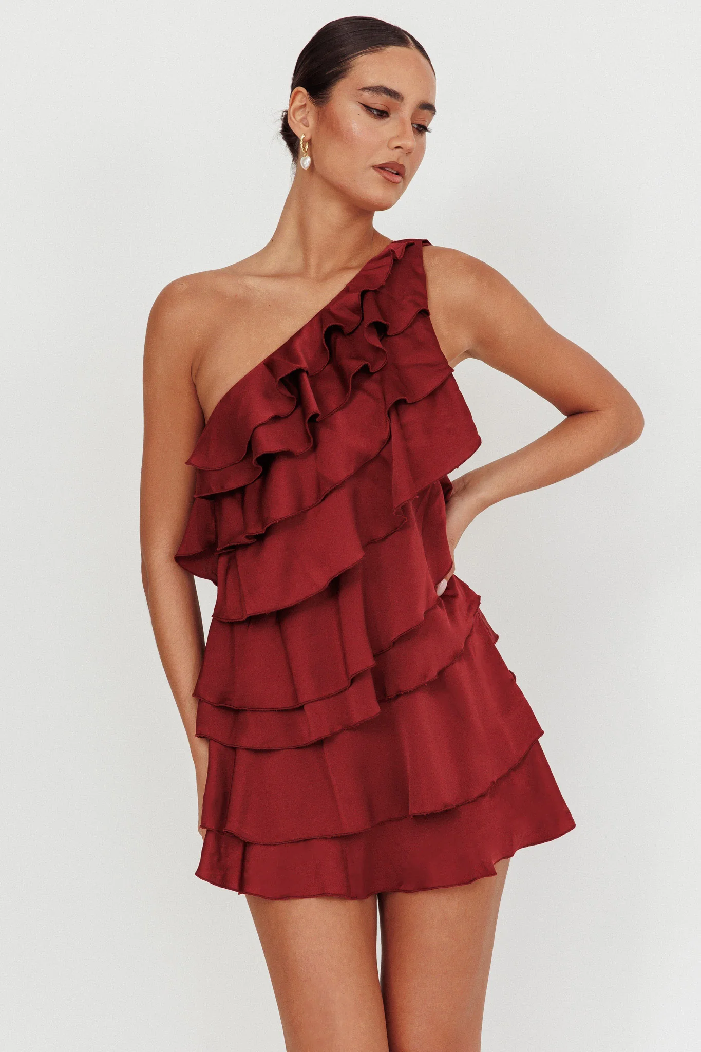 Arrabel Tiered Ruffle One Shoulder Mini Dress Wine - Image 5