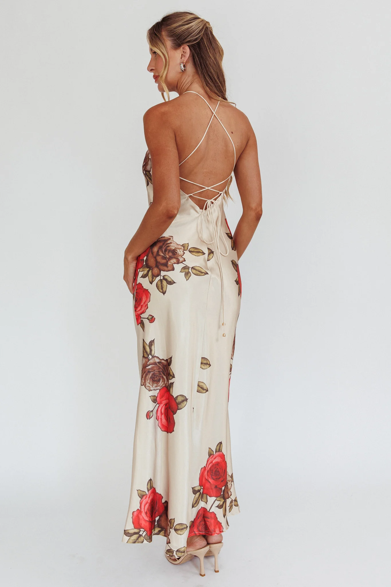 Aspen Spring Lace-Up Back Maxi Dress Floral Beige - Image 2