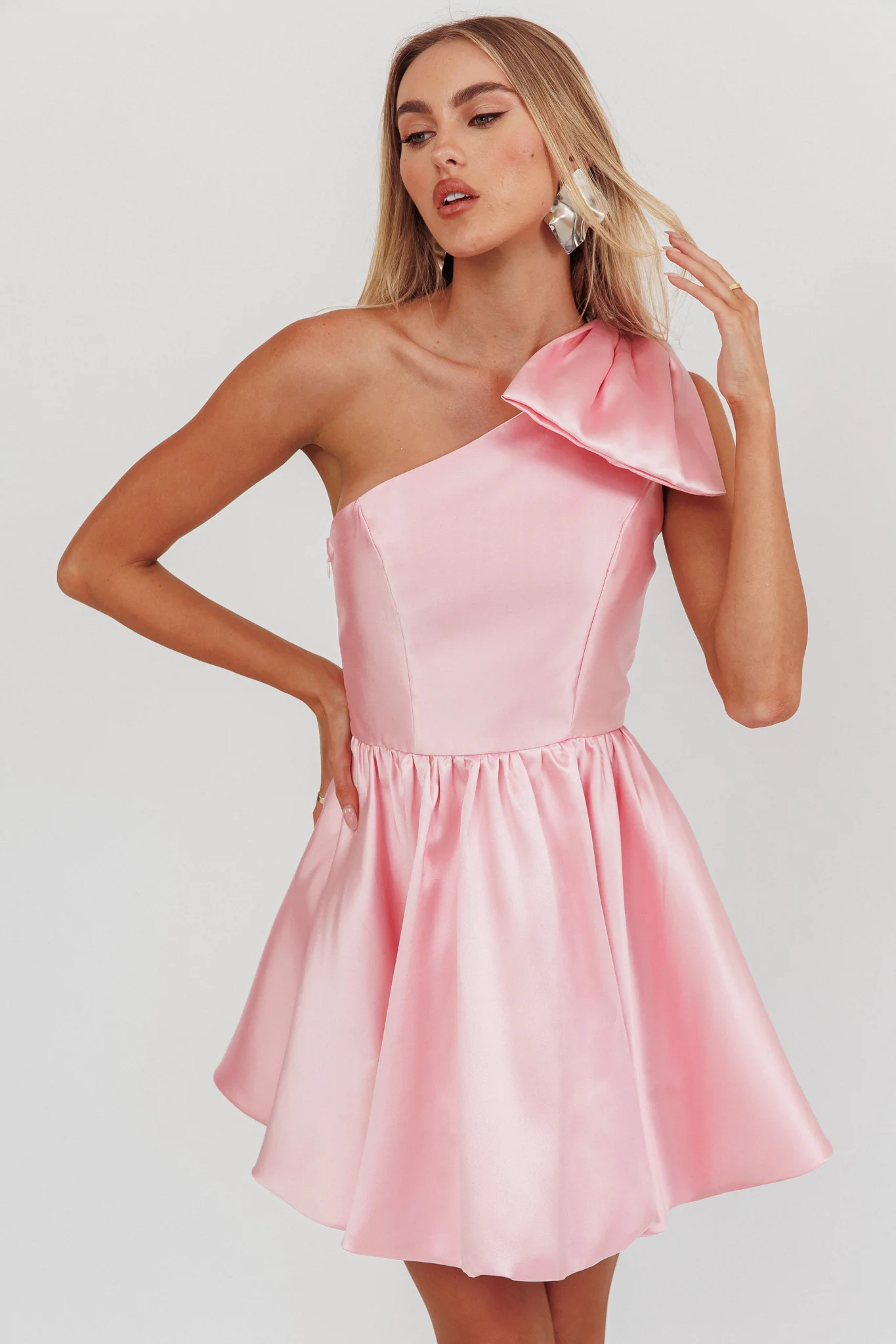 Athens Shoulder Bow Bubble Hem Mini Dress Blush - Image 5