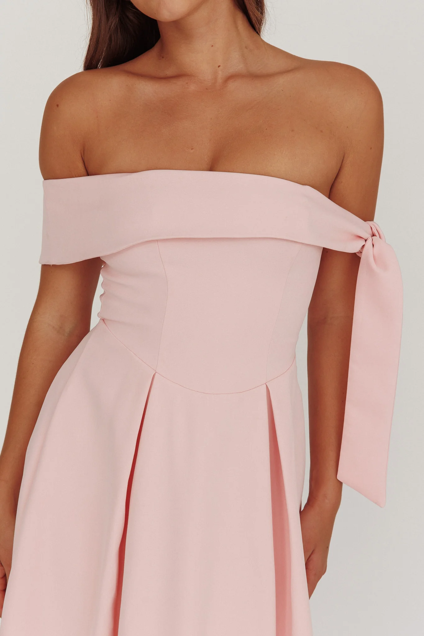 Aurora Sky Off-Shoulder Box Pleat Midi Dress Pink - Image 3