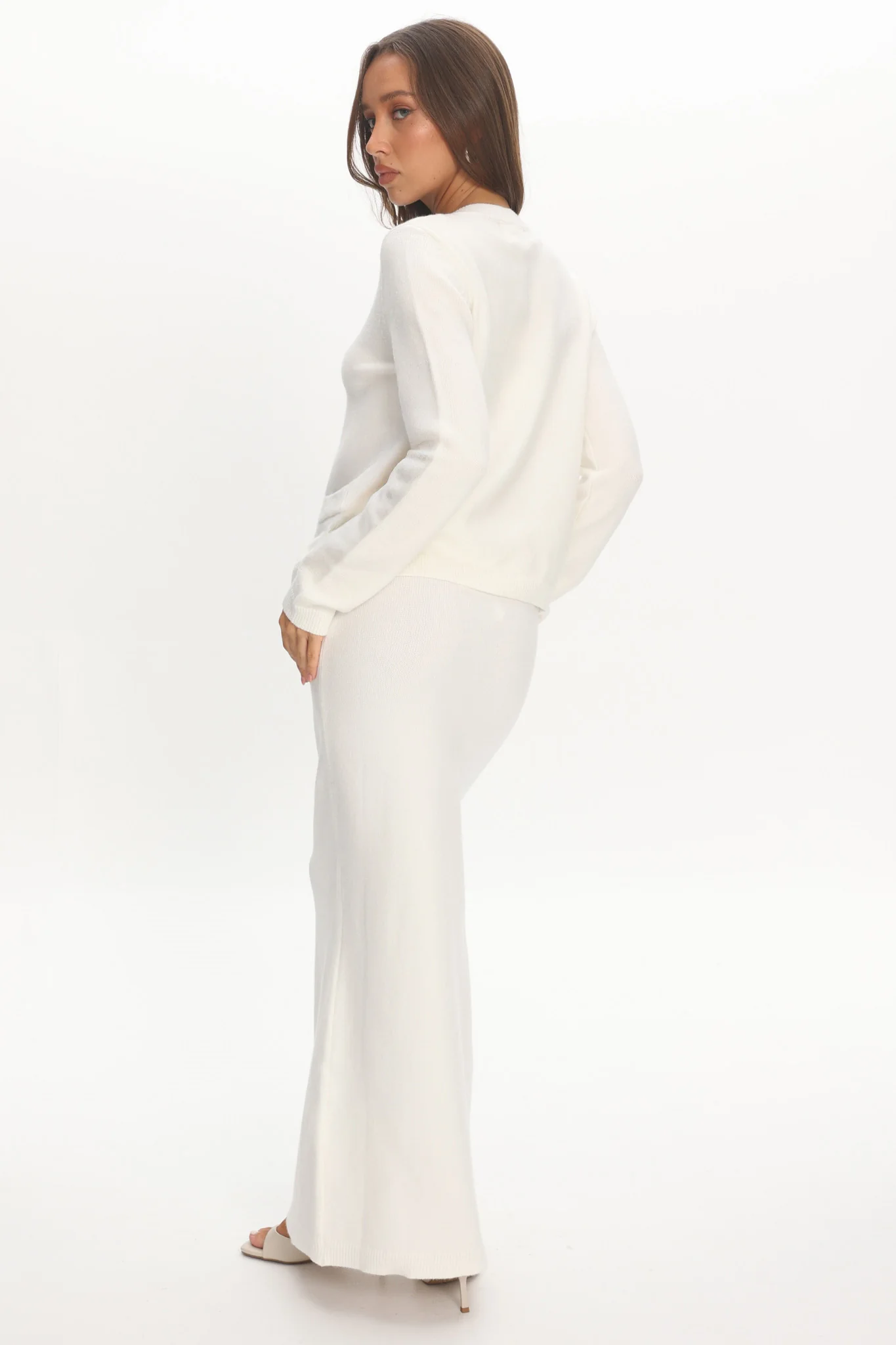 Autumn Breeze Knit Maxi Skirt Off White - Image 3