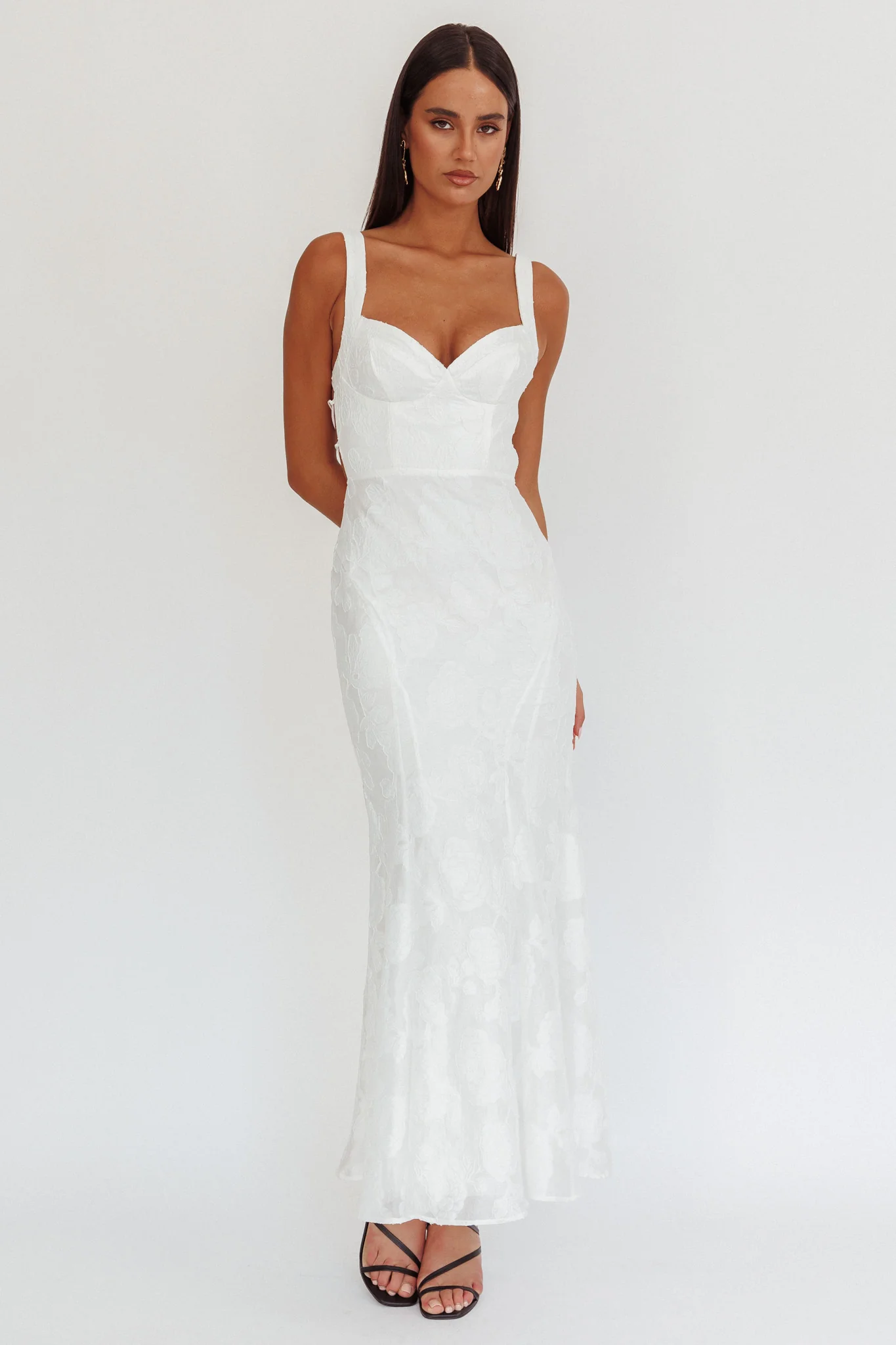 Autumn Moon Strappy Back Maxi Dress Textured White - Image 5