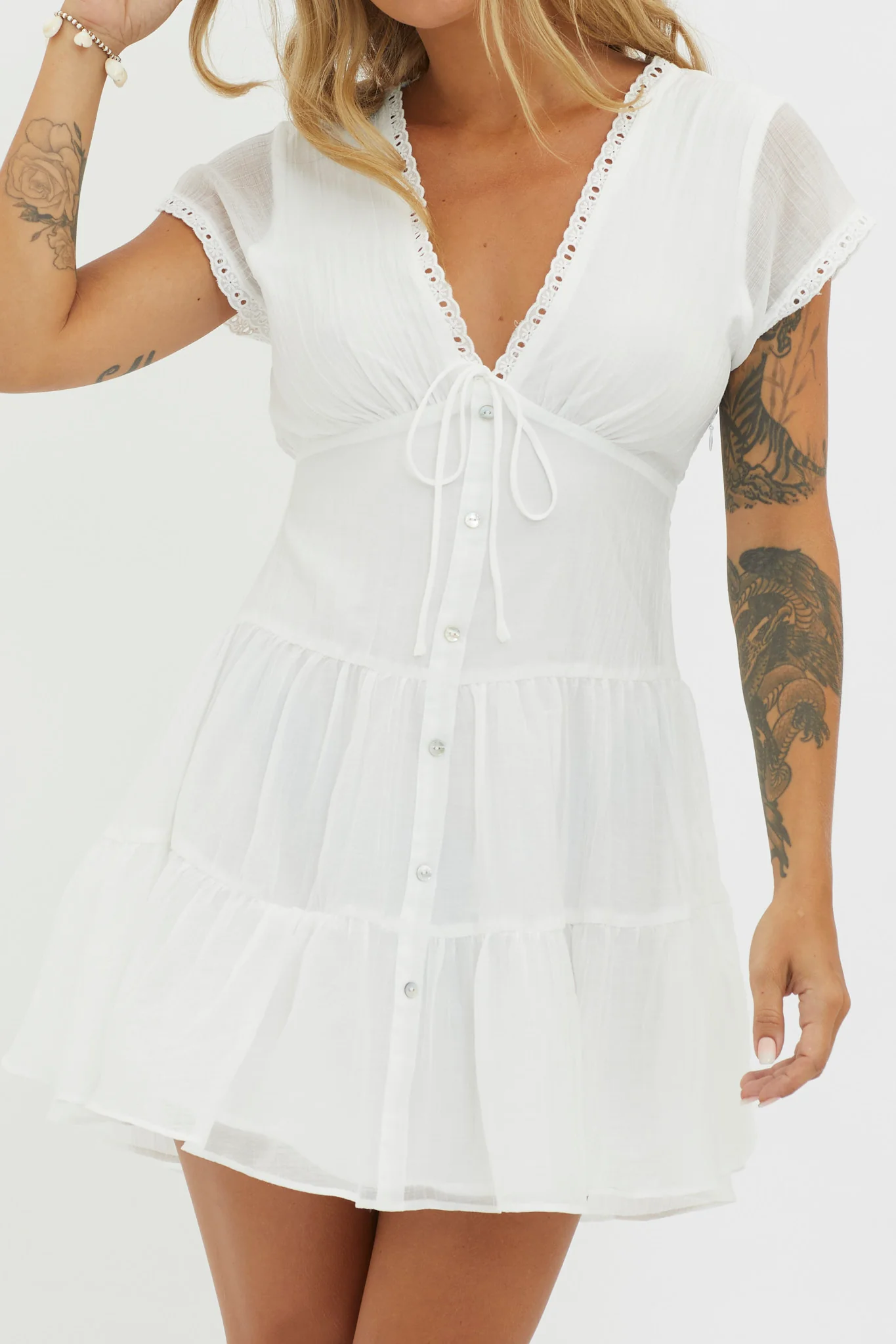 Azura Scalloped Lace Mini Dress White - Image 4