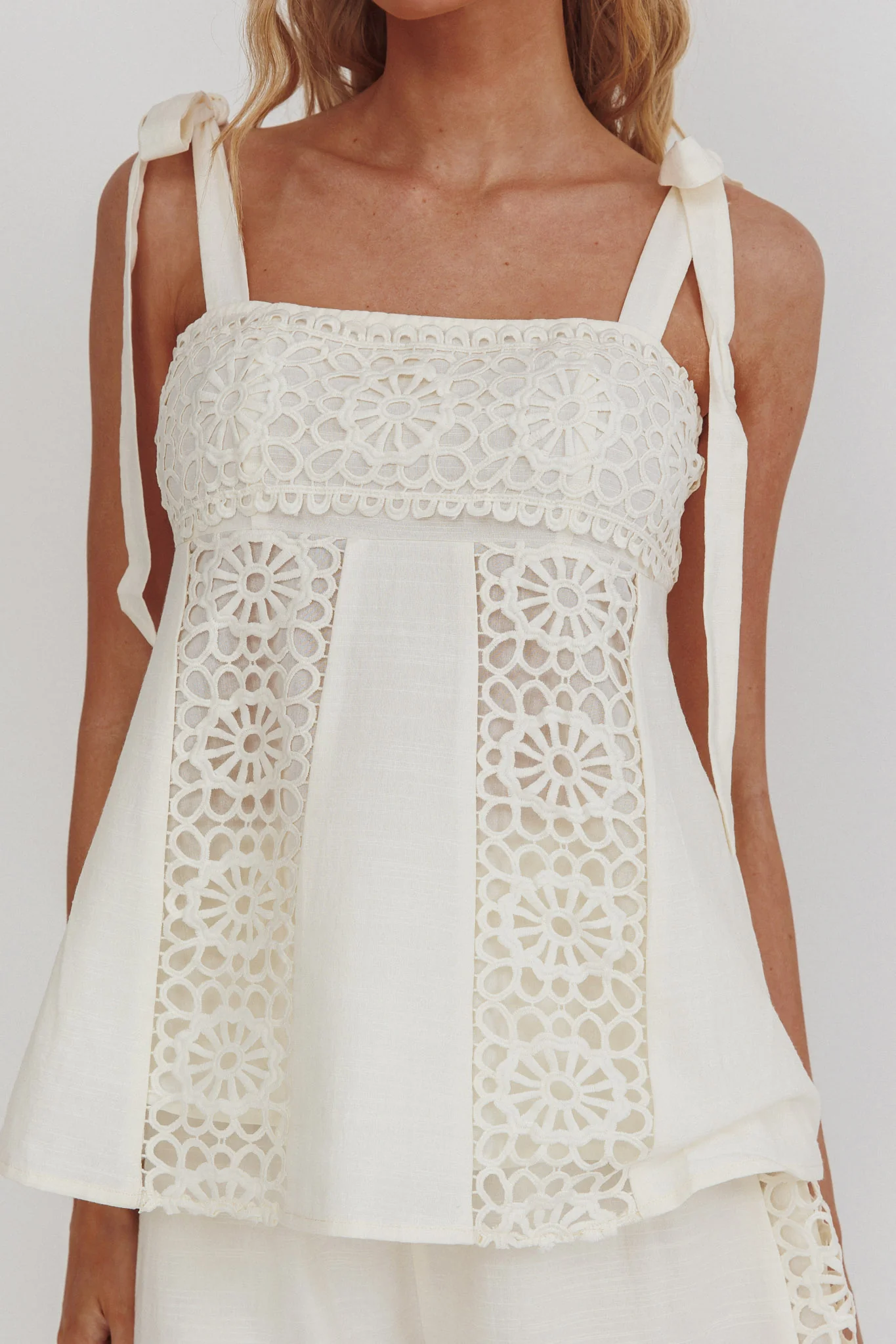 Baybreeze Tied Shoulder Top White - Image 3