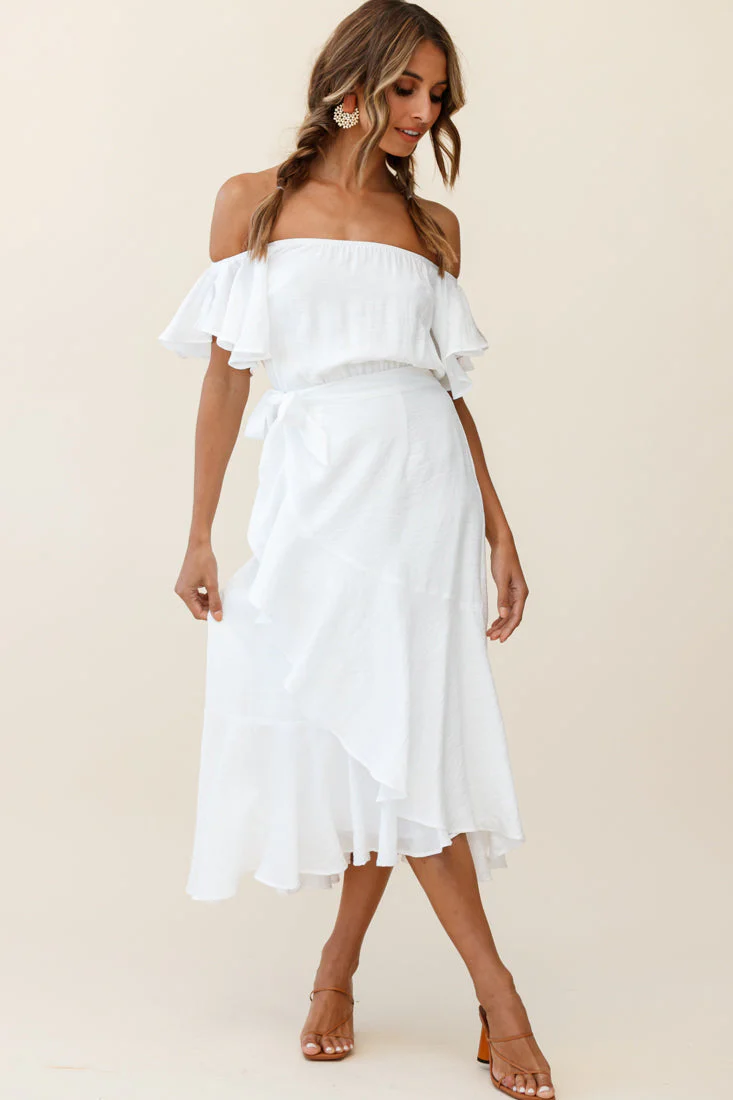 Bettina Bardot Neckline Faux-Wrap Midi Dress White - Image 3