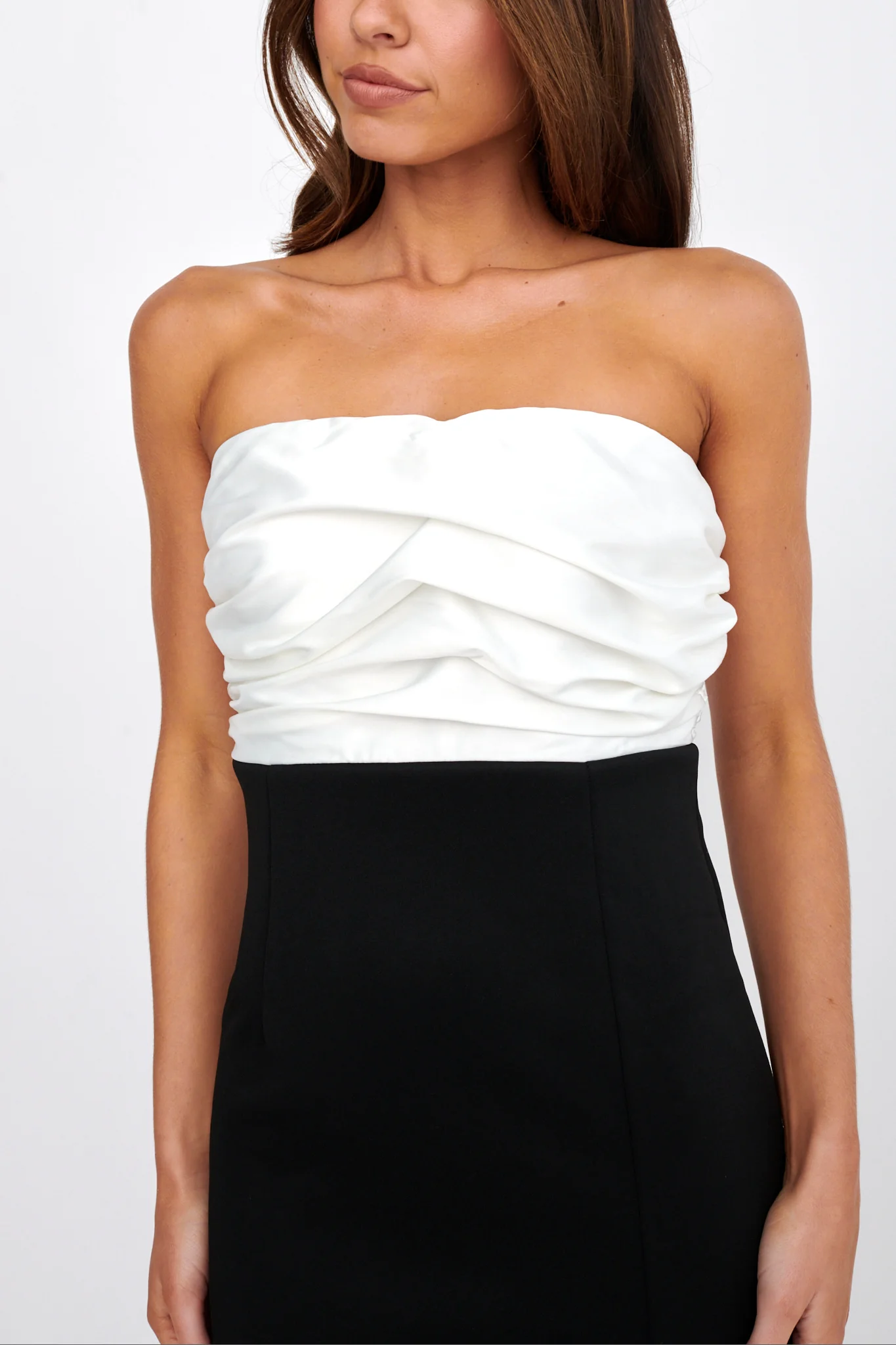 Brandi Strapless Split Midi Dress White/Black - Image 4