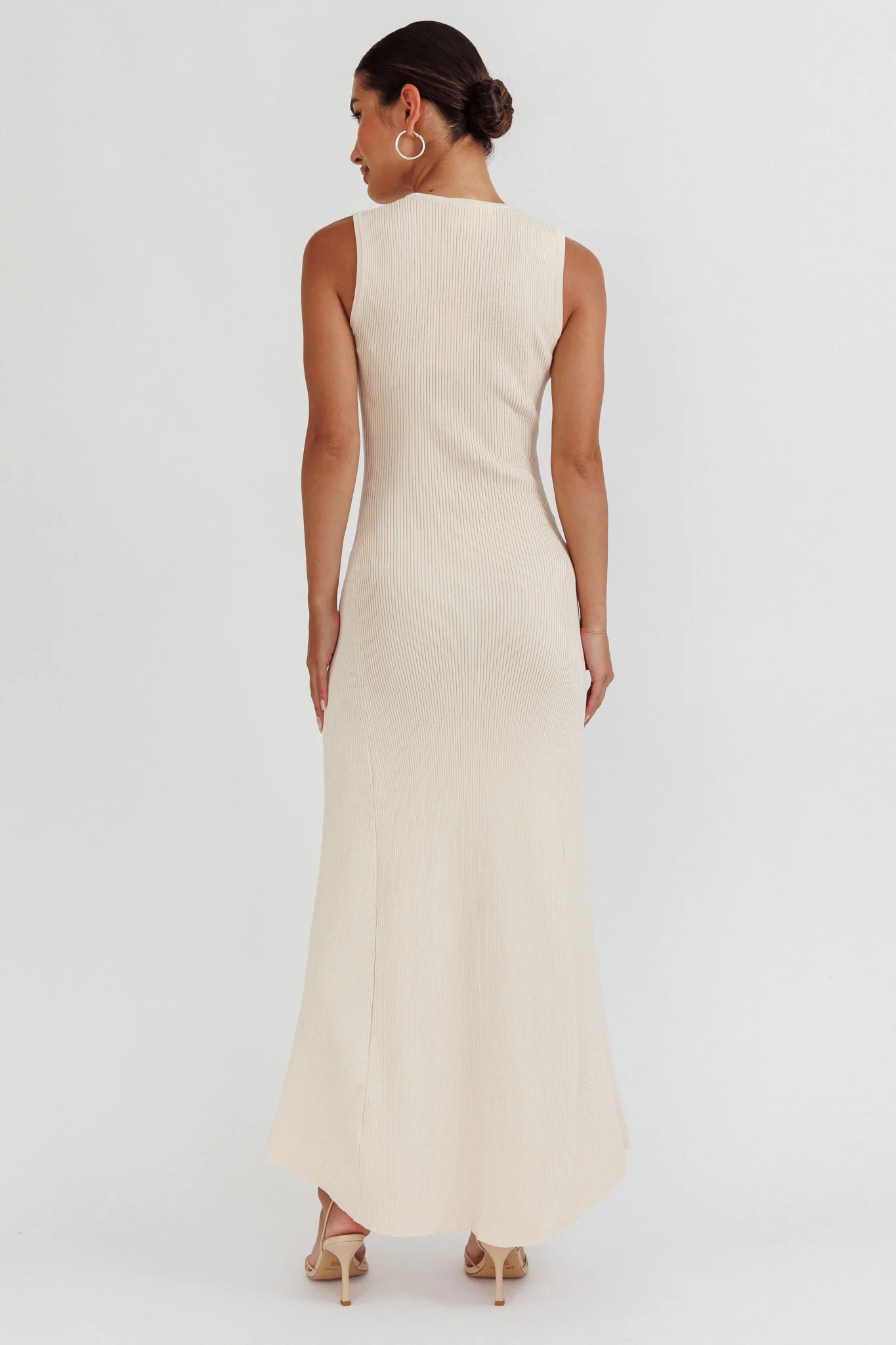 Braylee Sleeveless Ribbed Knit Maxi Dress Cream - Image 2