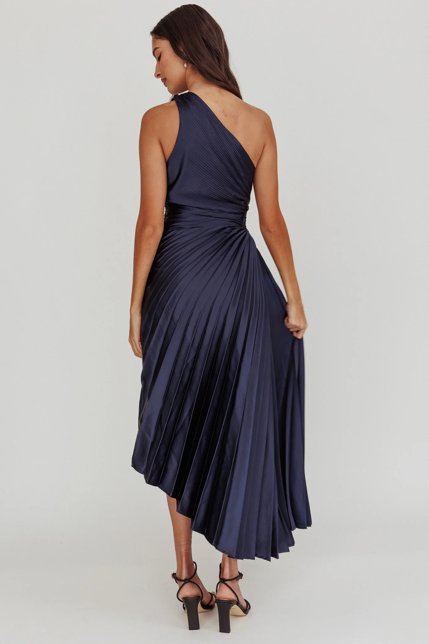 Brooklynn One-Shoulder Accordion Pleat Midi Dress Navy - Image 2