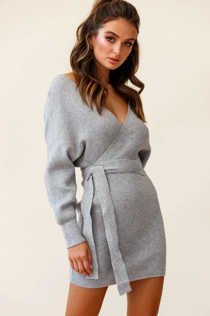 Cameo Batwing Knit Dress Grey - Image 4