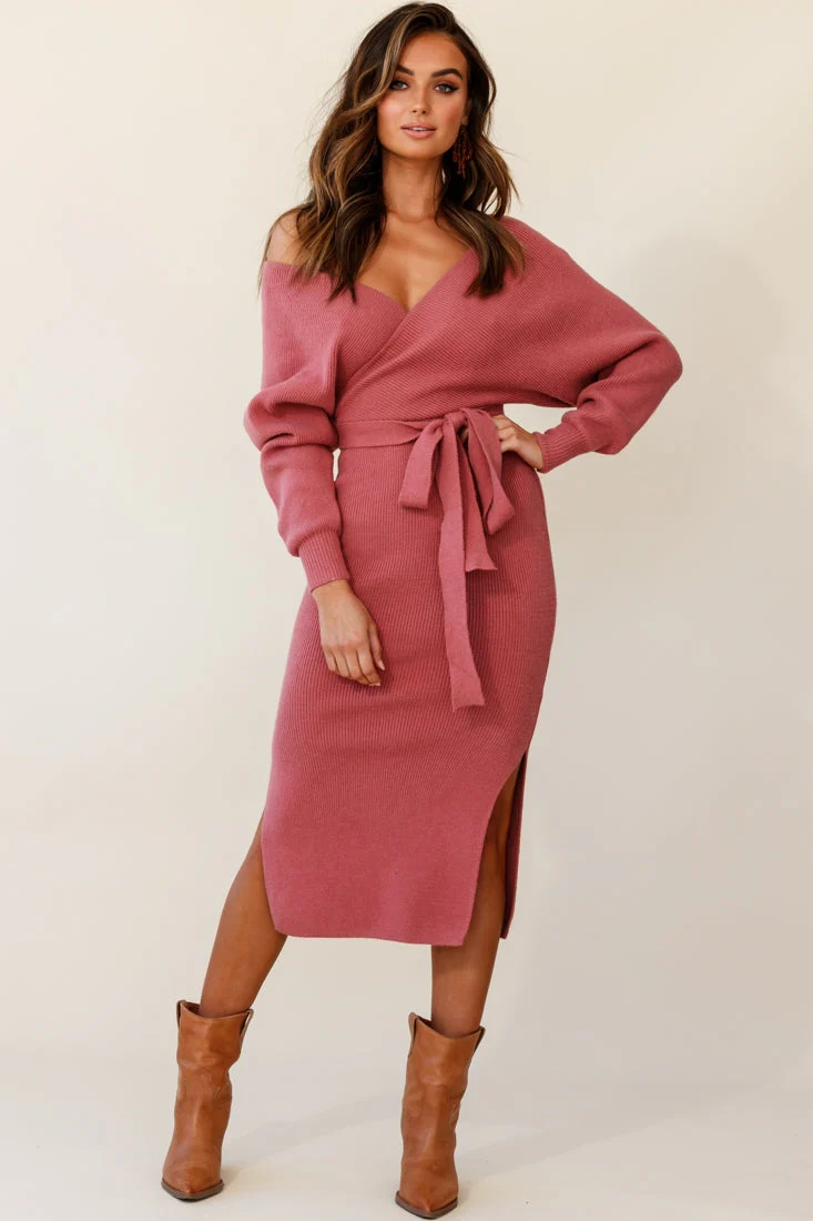 Cameo Batwing Knit Midi Dress Rose - Image 4