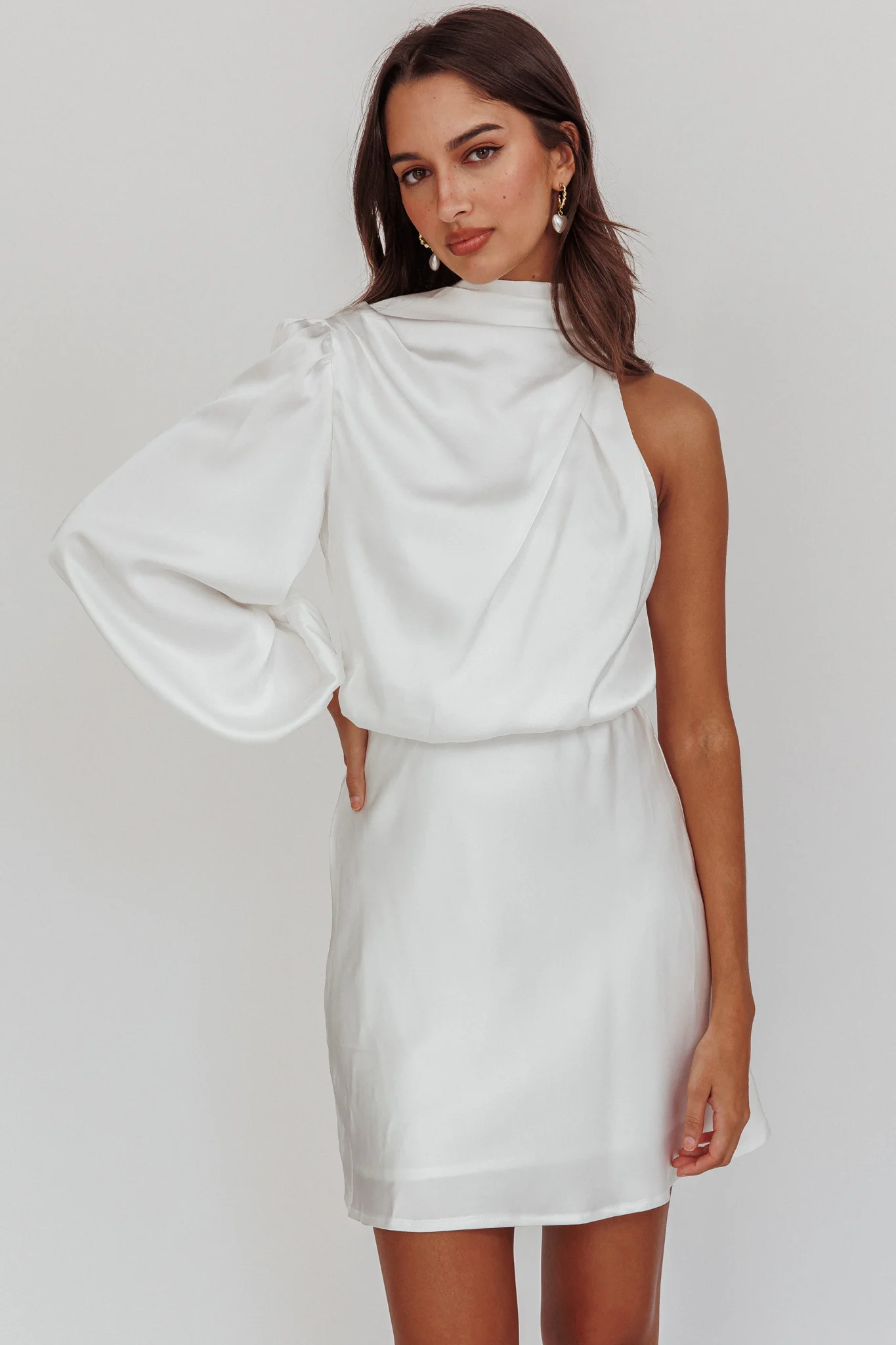 Can't Compete One Sleeve Mini Dress Off White - Image 3