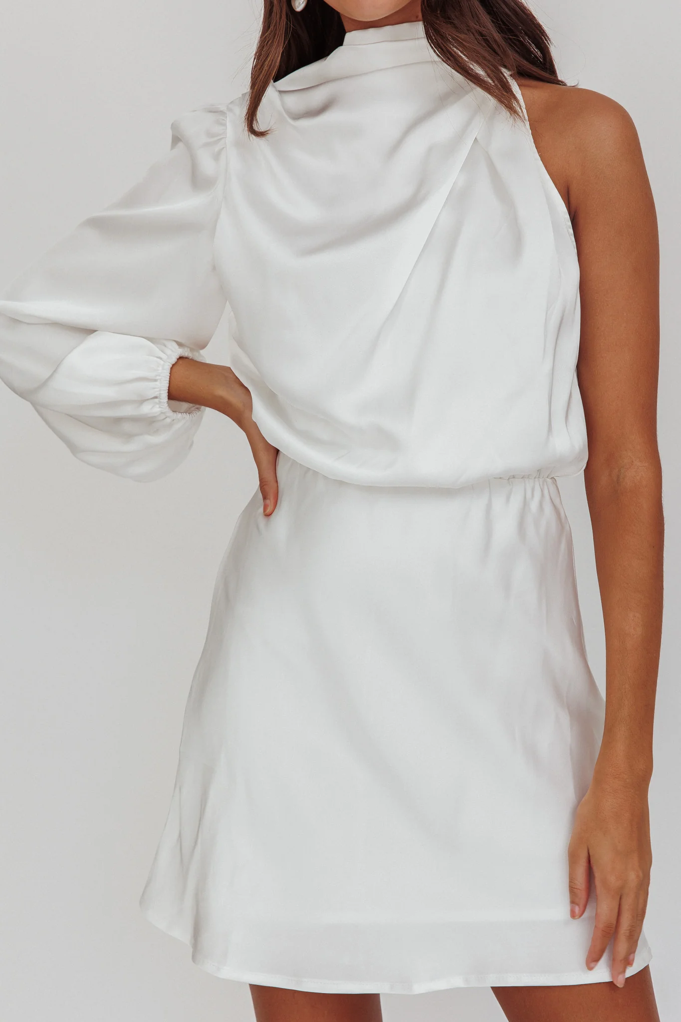 Can't Compete One Sleeve Mini Dress Off White - Image 4