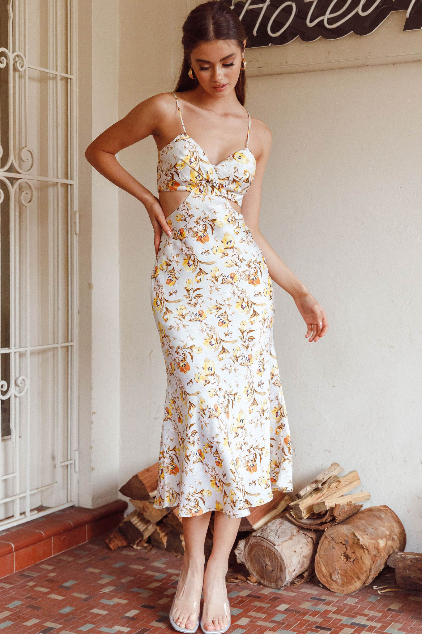 Cariba Cut-Out Waist Midi Dress Floral Yellow - Image 5