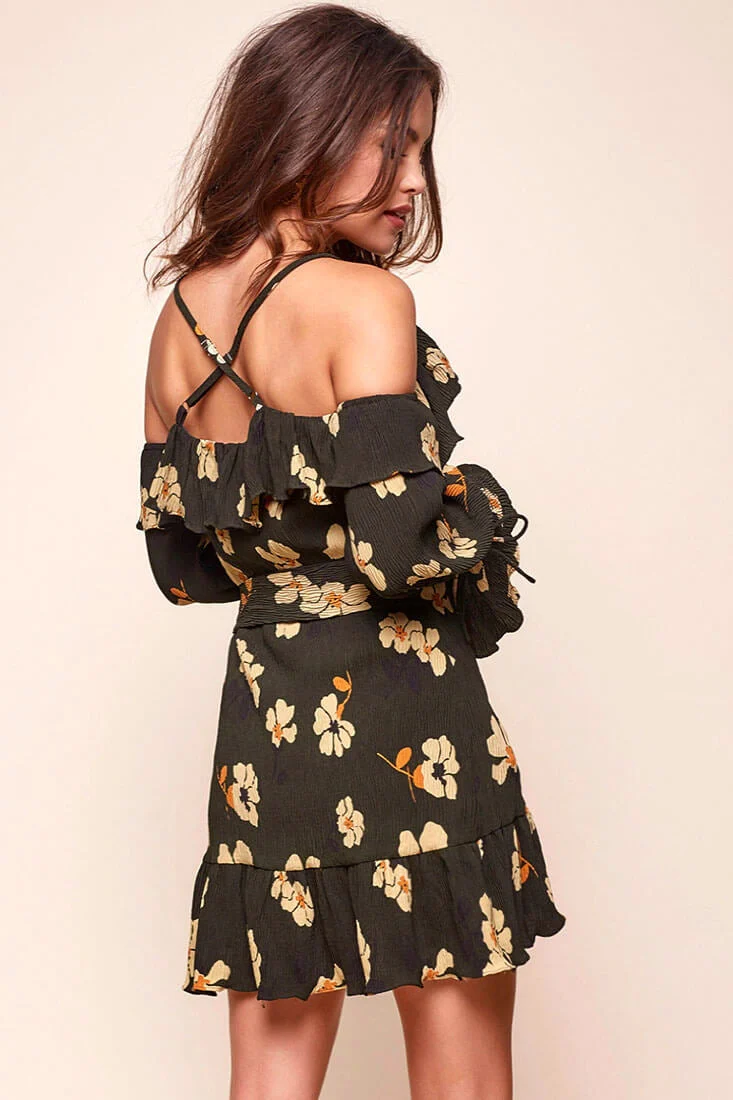 Carly Off the Shoulder Floral Wrap Dress Green - Image 3