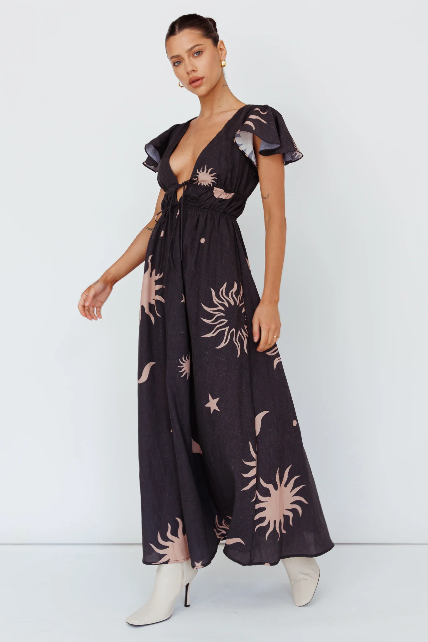Carnivale Angel Sleeve Maxi Dress Black/Beige - Image 3