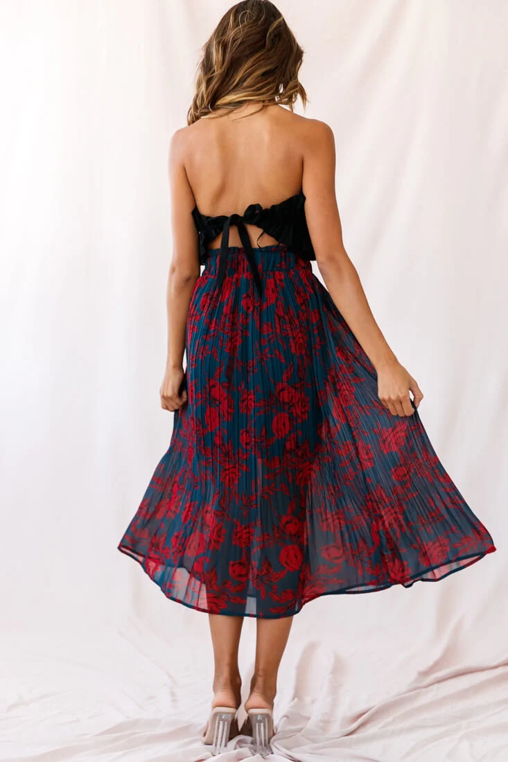 Caroline Accordion Pleat Midi Skirt Forest Green/Red - Image 3