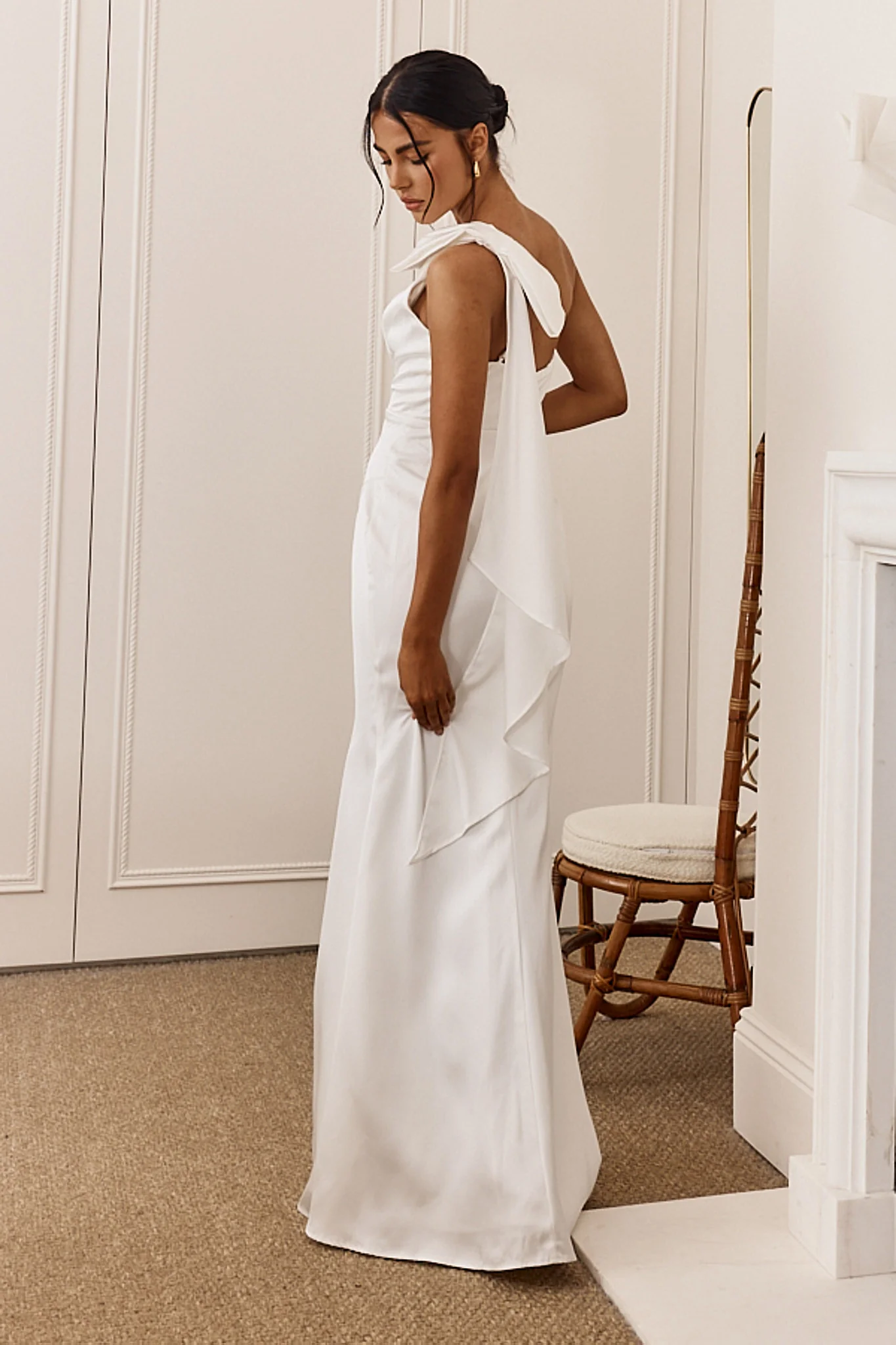 Carriann One-Shoulder Bow Maxi Dress White - Image 6