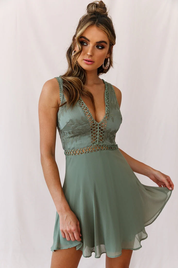 Carson Sleeveless Lace-Up Back Dress Olive - Image 6