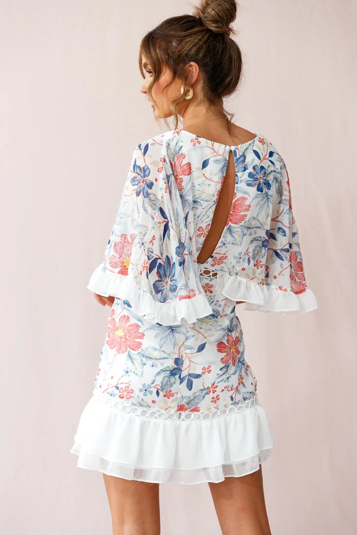 Caspar Batwing Floral Dress White - Image 3