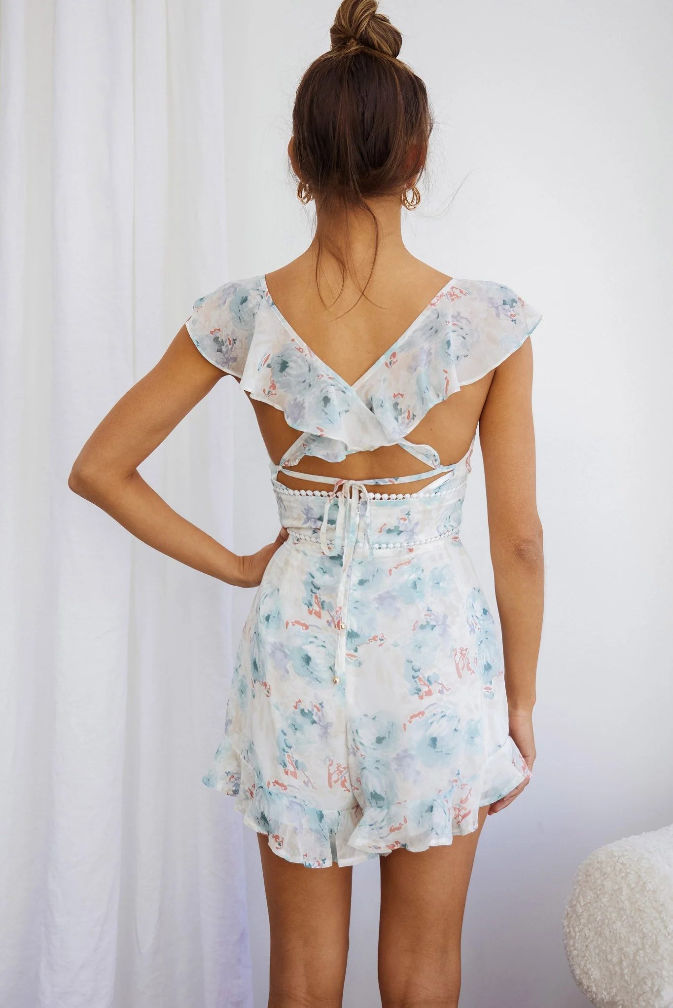 Catch Feelings Ruffle Strap Romper Floral Blush - Image 2