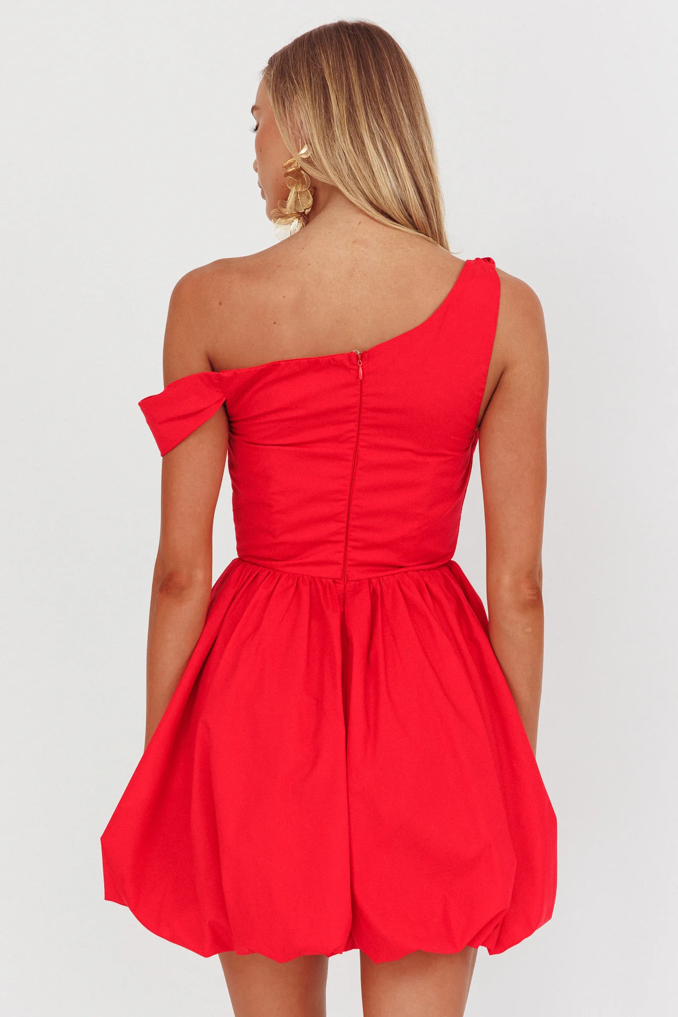 Celinda Asymmetric Neckline Balloon Mini Dress Red - Image 2