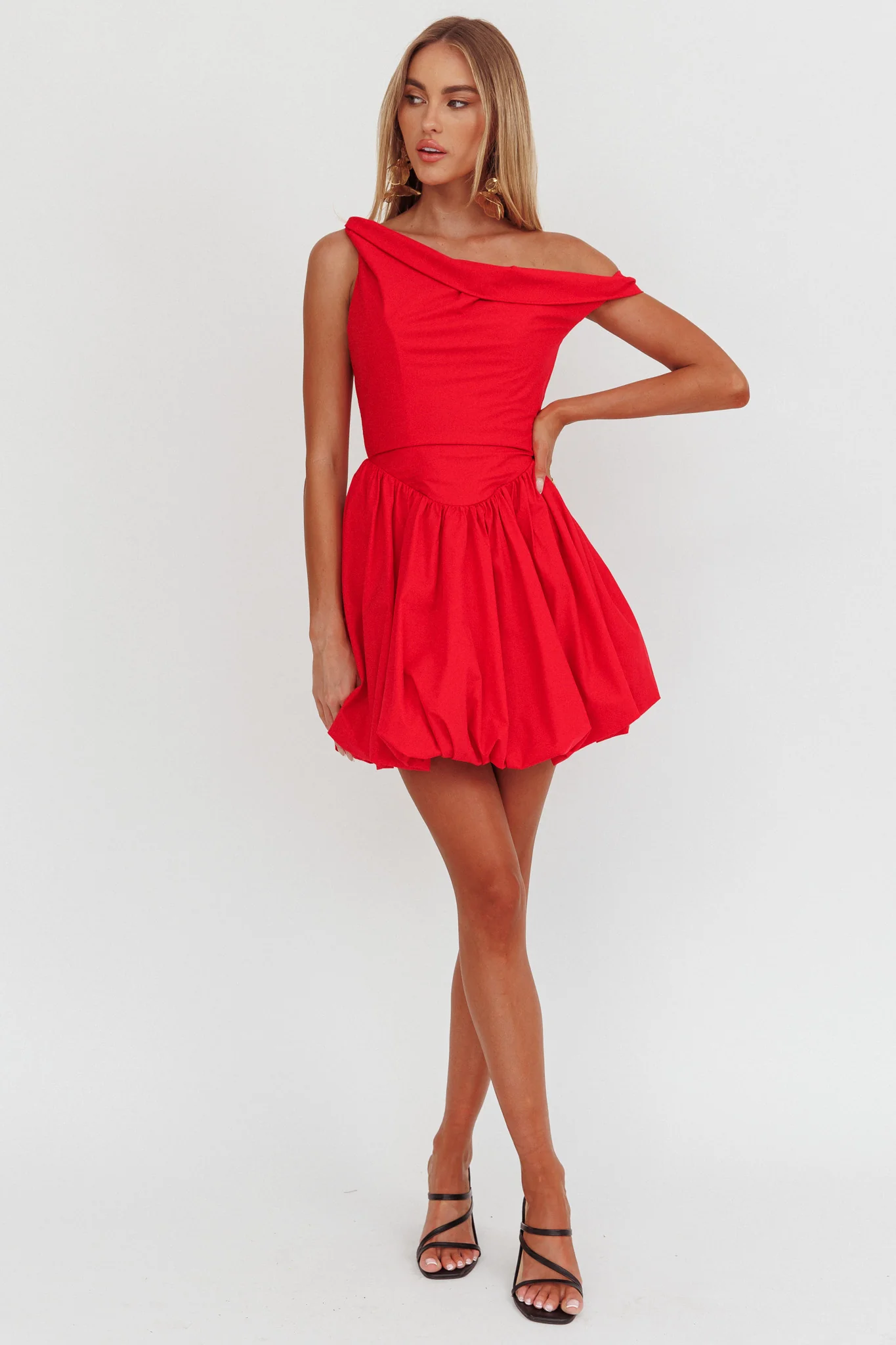 Celinda Asymmetric Neckline Balloon Mini Dress Red - Image 4