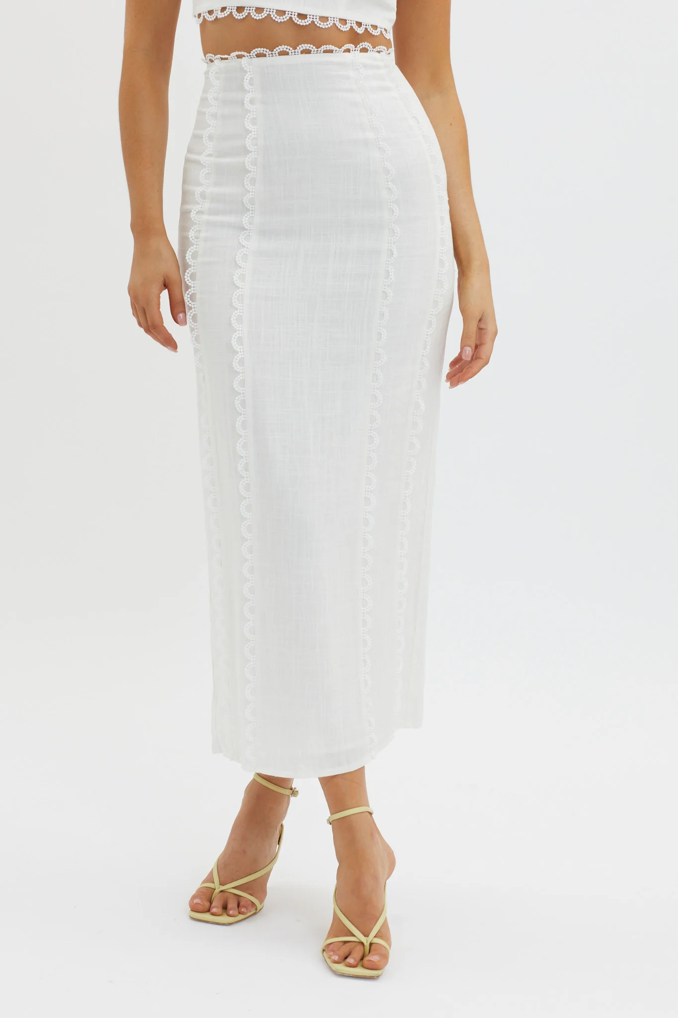 Chamberlain Scallop Trim Maxi Skirt White - Image 4