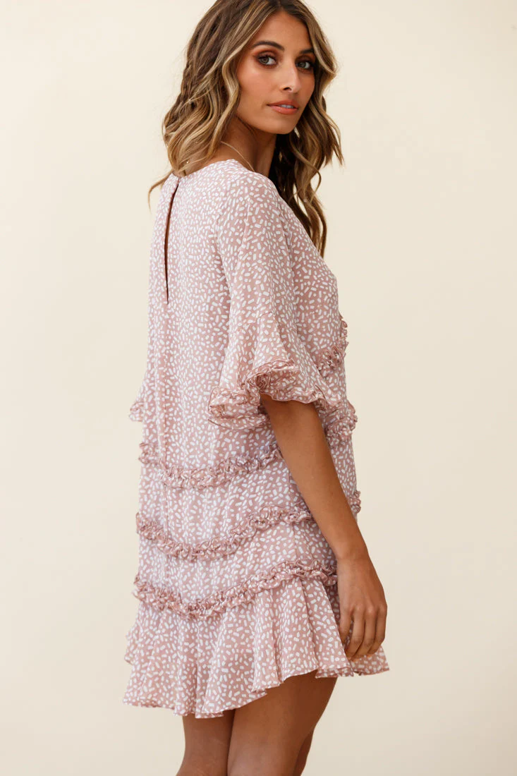 Chasing Daisies Fluted Sleeve Frill Trim Shift Dress Sprinkle Print Pink - Image 2
