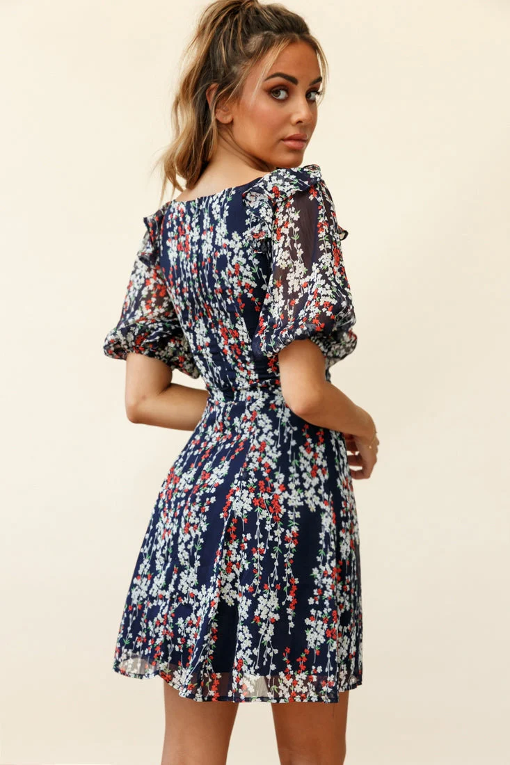 Cherub Puff Sleeve Sweetheart Neckline Dress Floral Print Navy - Image 4