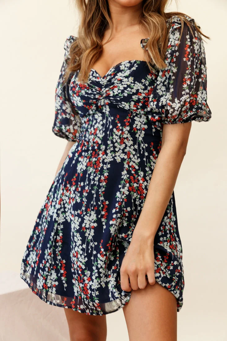 Cherub Puff Sleeve Sweetheart Neckline Dress Floral Print Navy - Image 5
