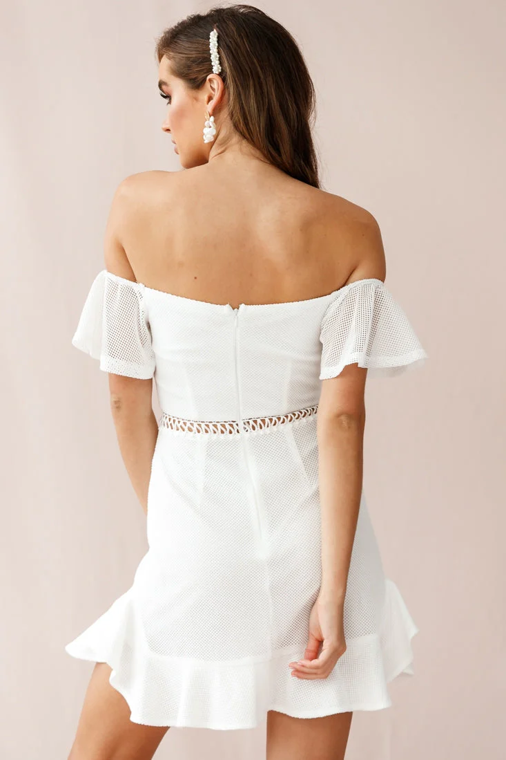 Chi Chi Sweetheart Neckline Off-Shoulder Dress White - Image 3