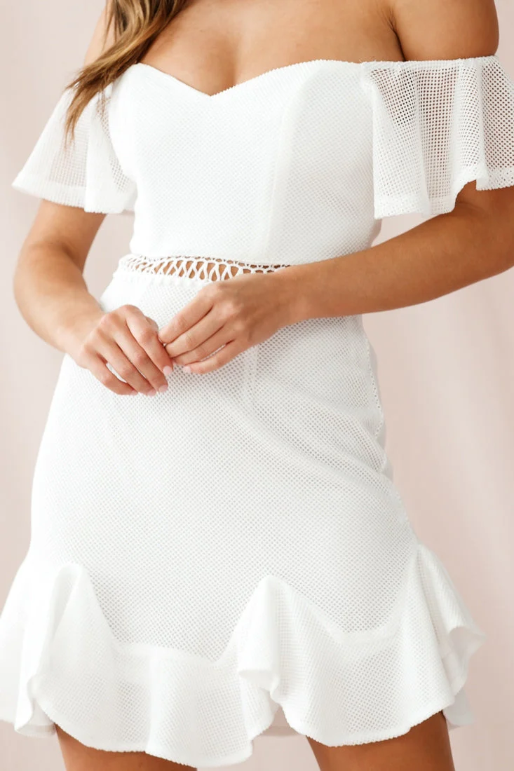 Chi Chi Sweetheart Neckline Off-Shoulder Dress White - Image 4