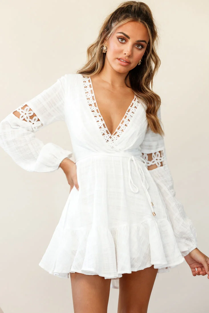 Chloye Long Balloon Sleeve Lace-Up Back Dress White - Image 3