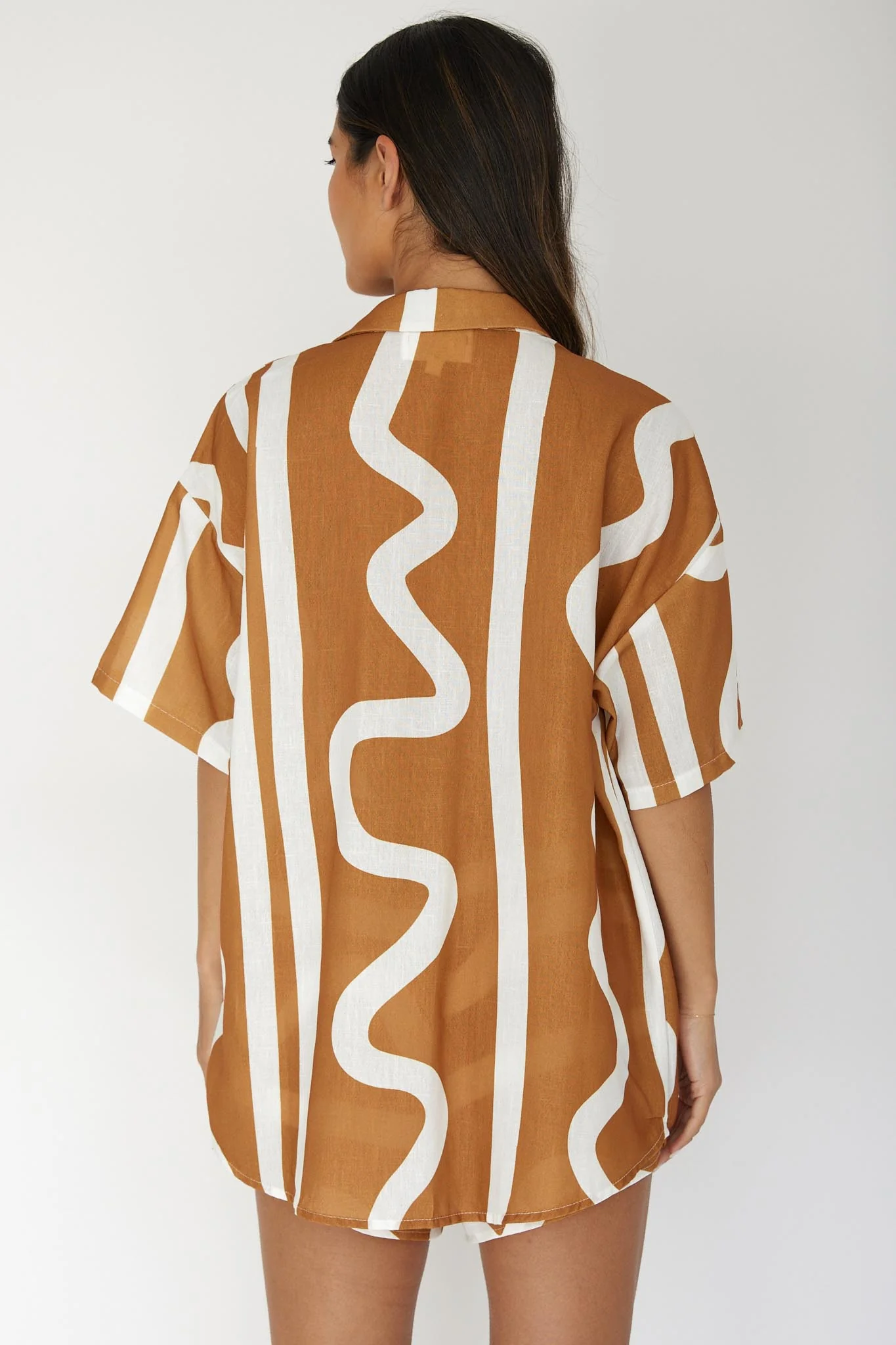 Cora Button-Up Shirt Print Tan - Image 2