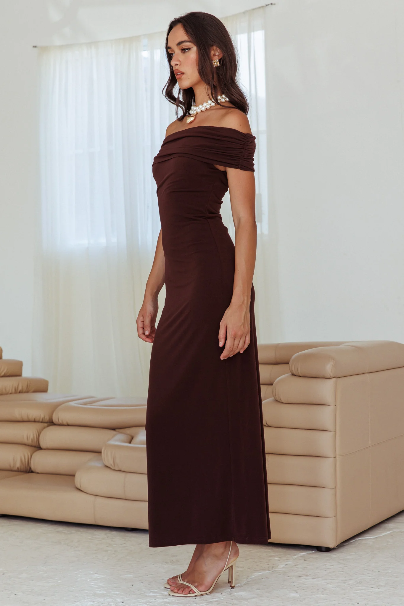 Cruising Sunset Off Shoulder Dress Chocolate - Image 4