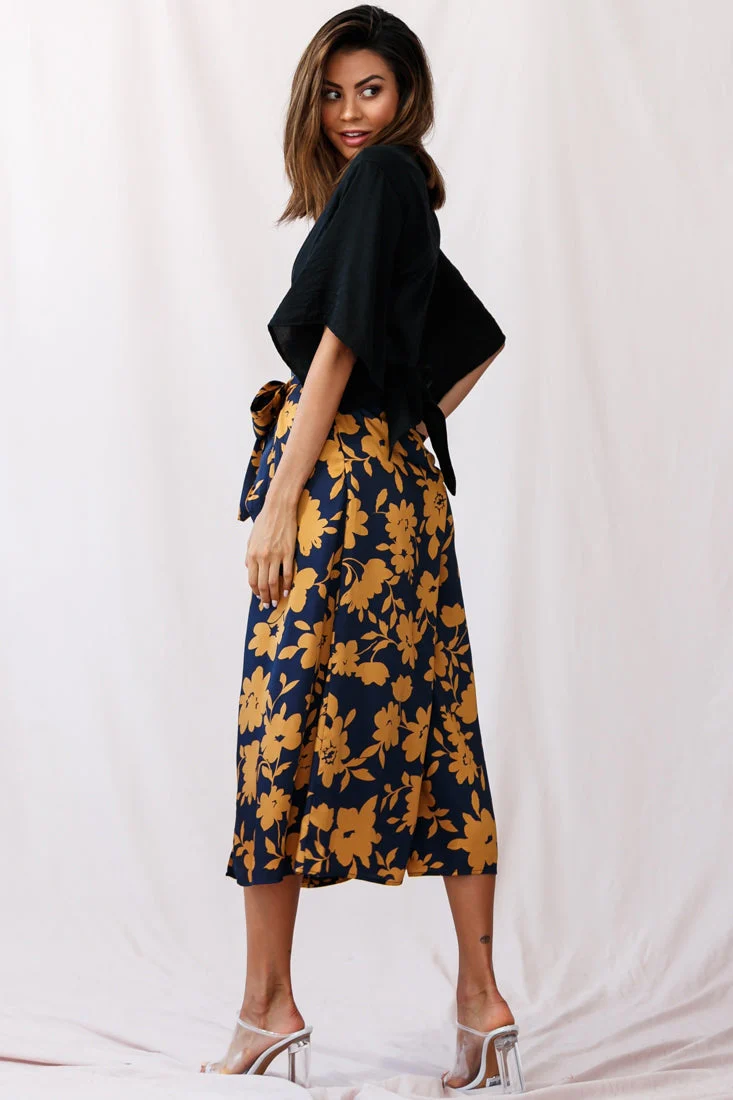 Danika Front Split Midi Culotte Pants Navy/Mustard - Image 3