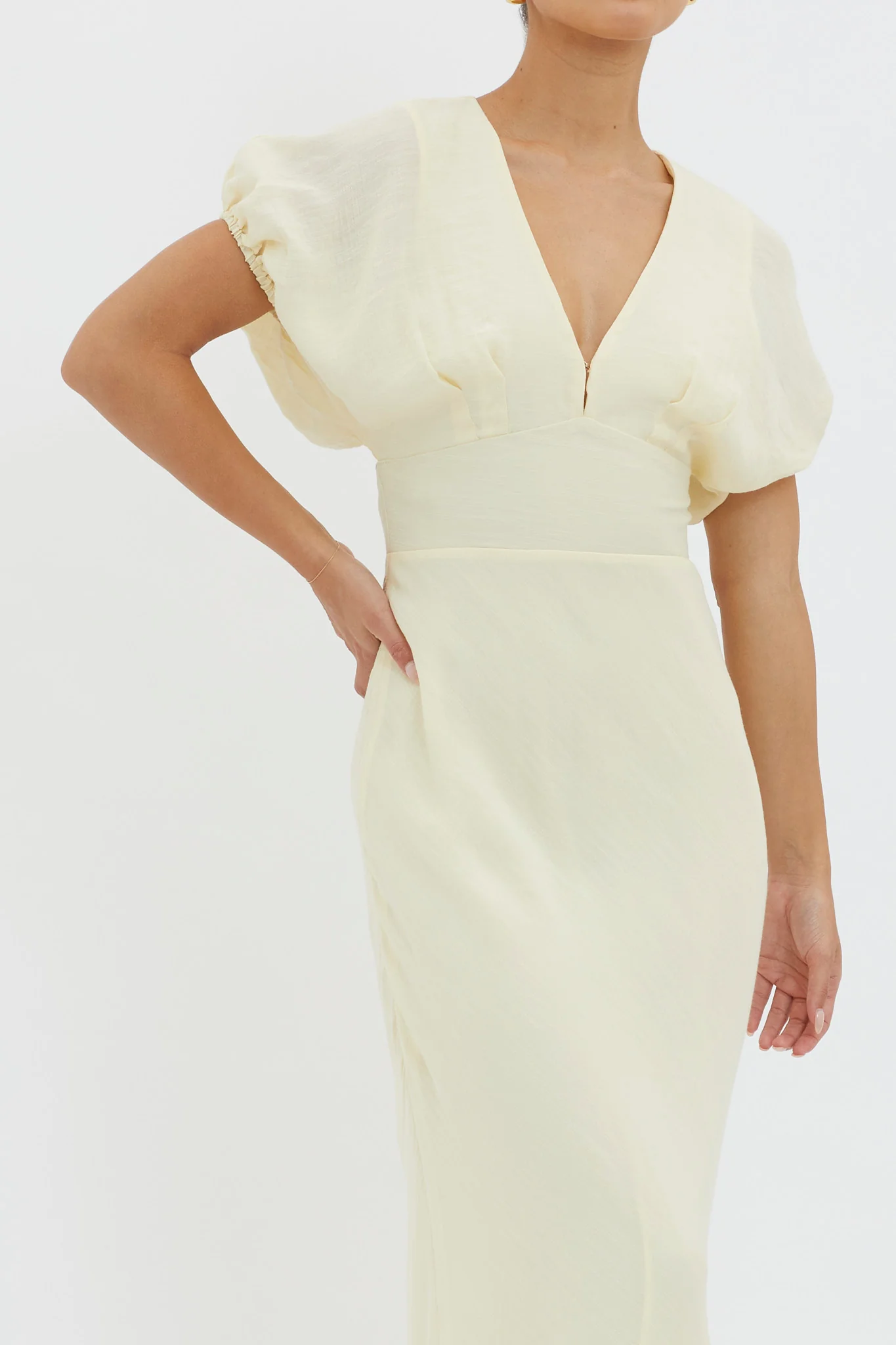 Dare To Live V-Neck Maxi Dress Butter - Image 4