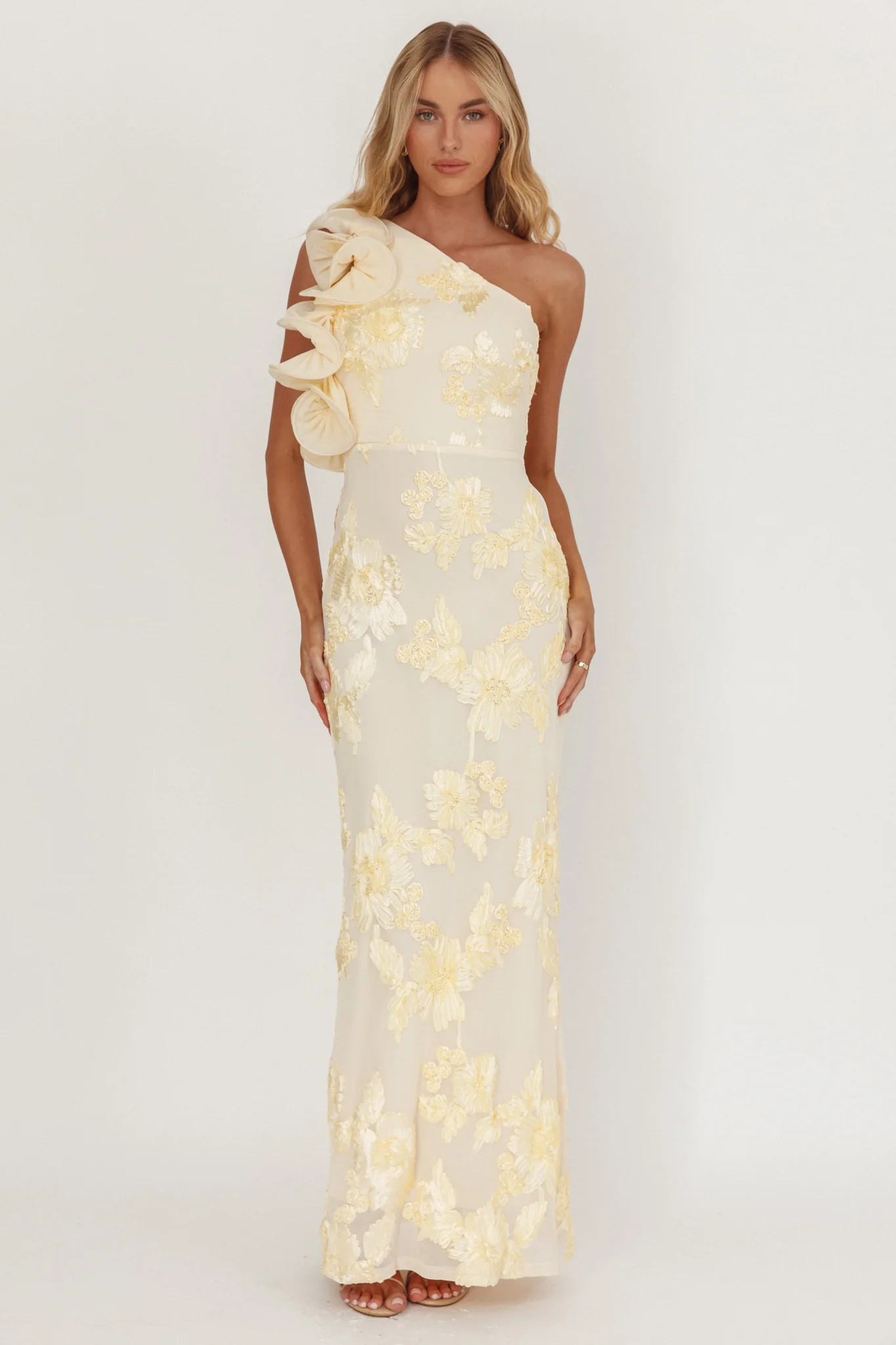 Deanna One-Shoulder Ruffle Maxi Dress Floral Texture Yellow - Image 4