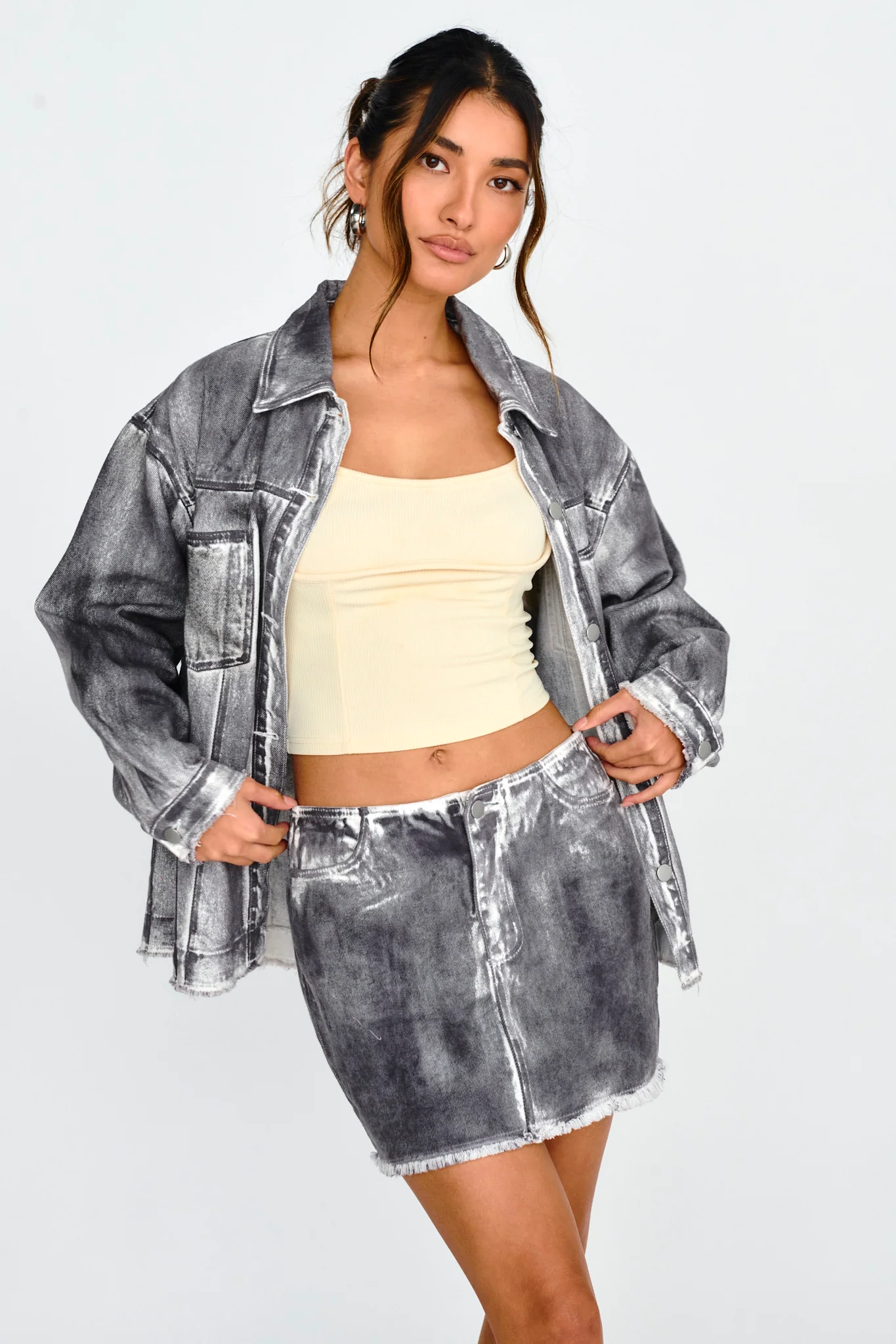 Decoy Distressed Mini Skirt Black/White - Image 6