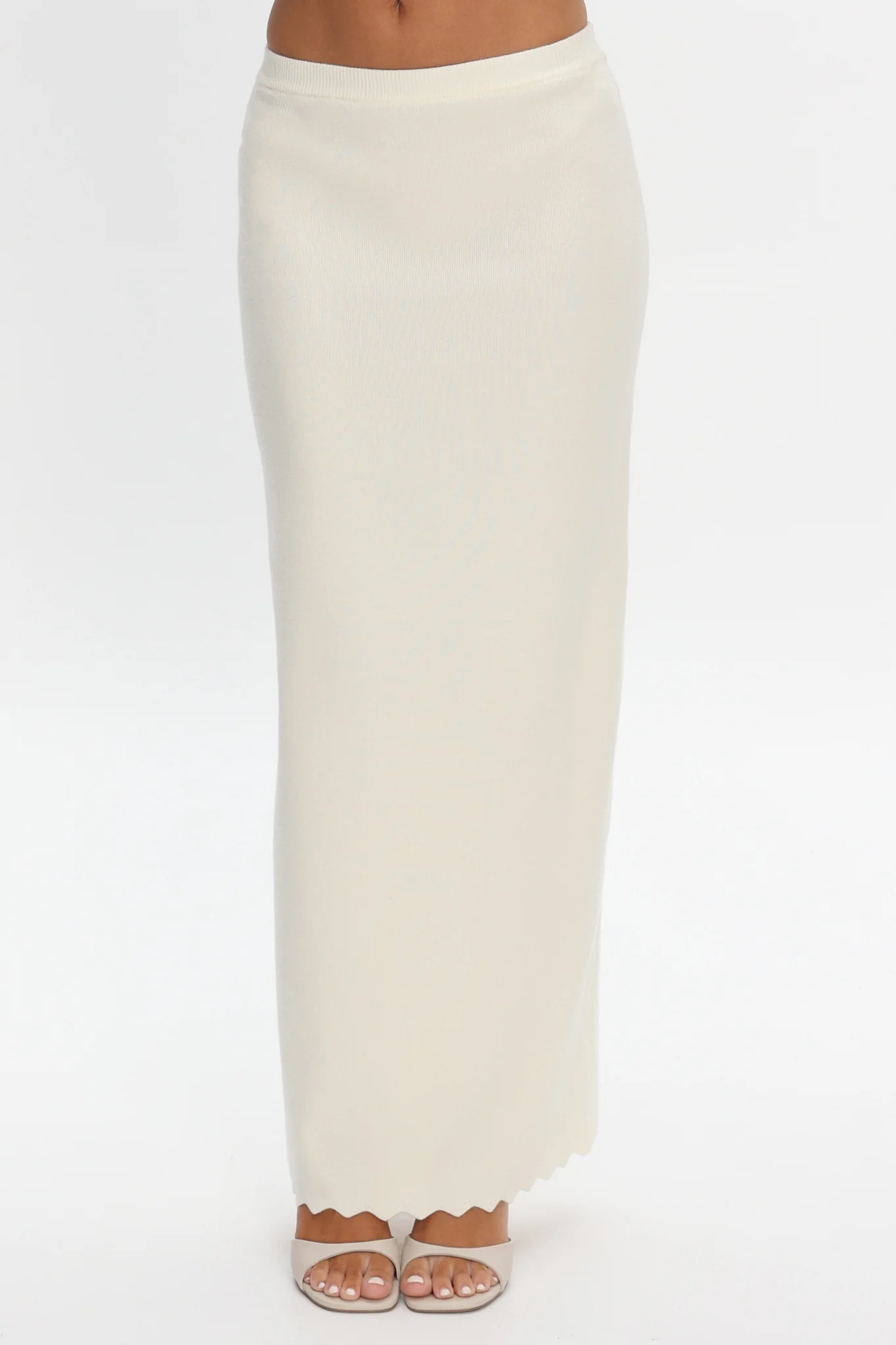 Don't Mind Scallop Edge Knit Skirt Cream - Image 5