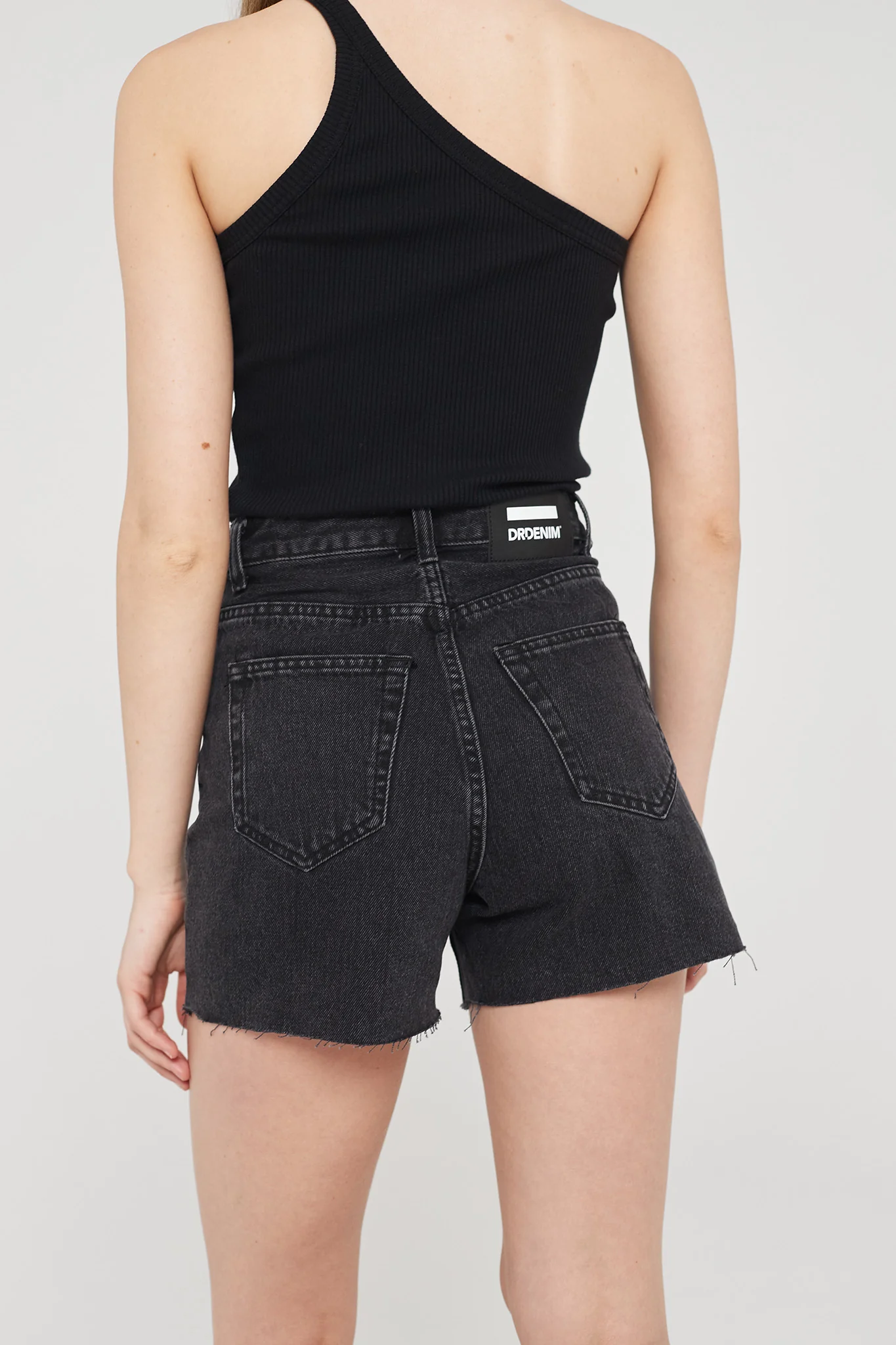 DR DENIM Nora Shorts Black Retro - Image 3