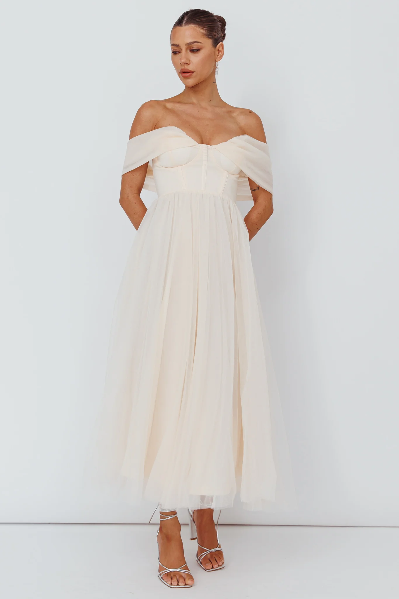 Dreamers & Lovers Off-Shoulder Maxi Dress Vanilla - Image 5