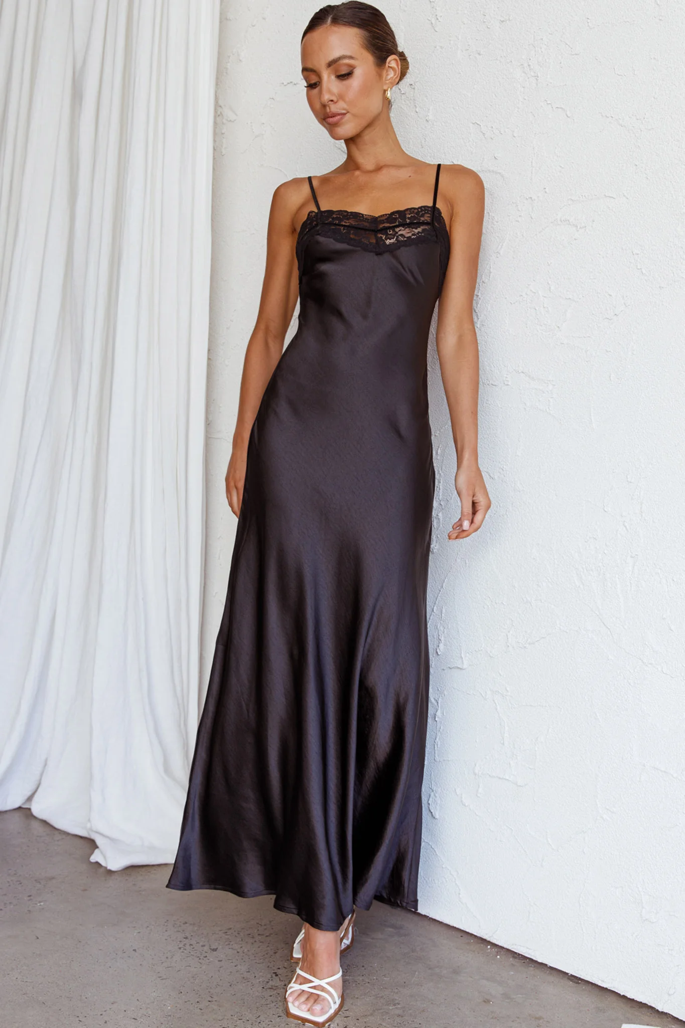 East Coast Lace Bust Midi Dress Black - Image 6