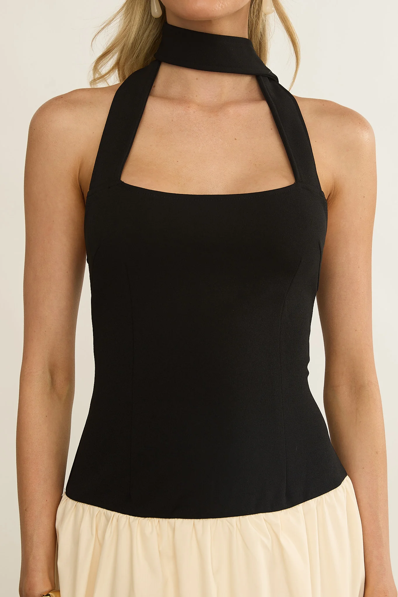 Elery Drop Waist Halter Maxi Dress Black/Cream - Image 4